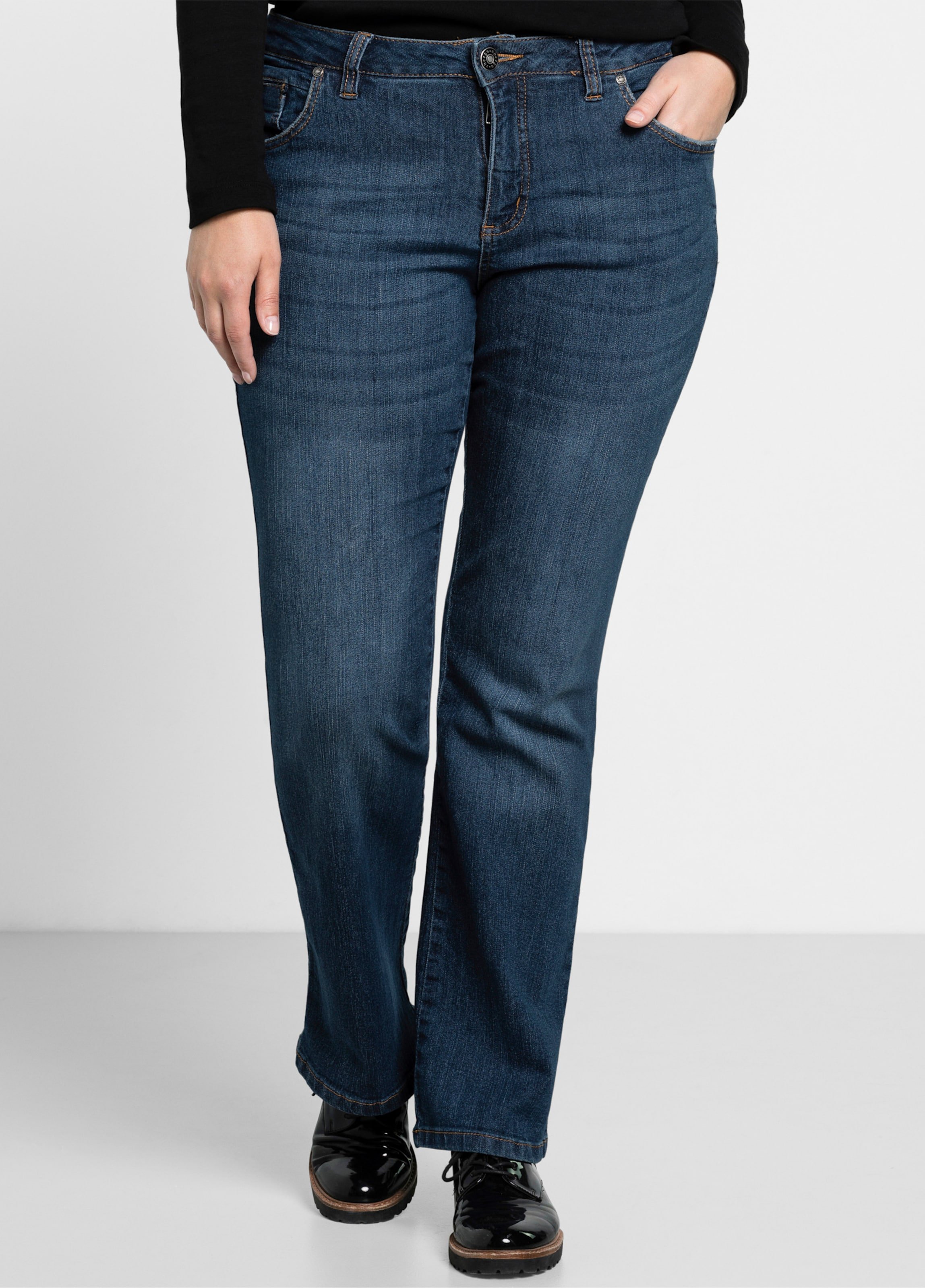 Sheego Bootcut-Jeans mit Used-Effekten