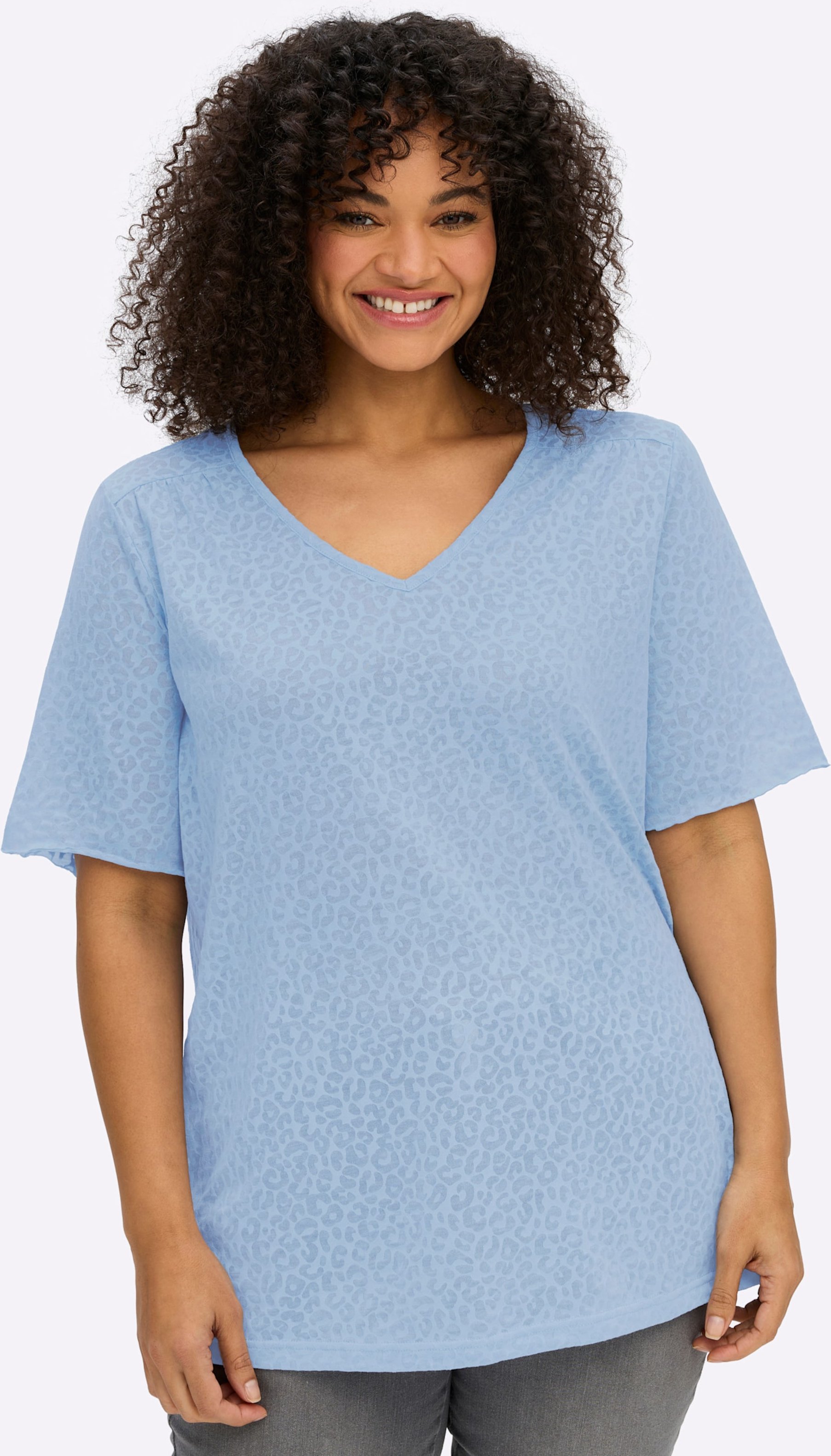 Sheego V-Shirt in Ausbrenner-Optik