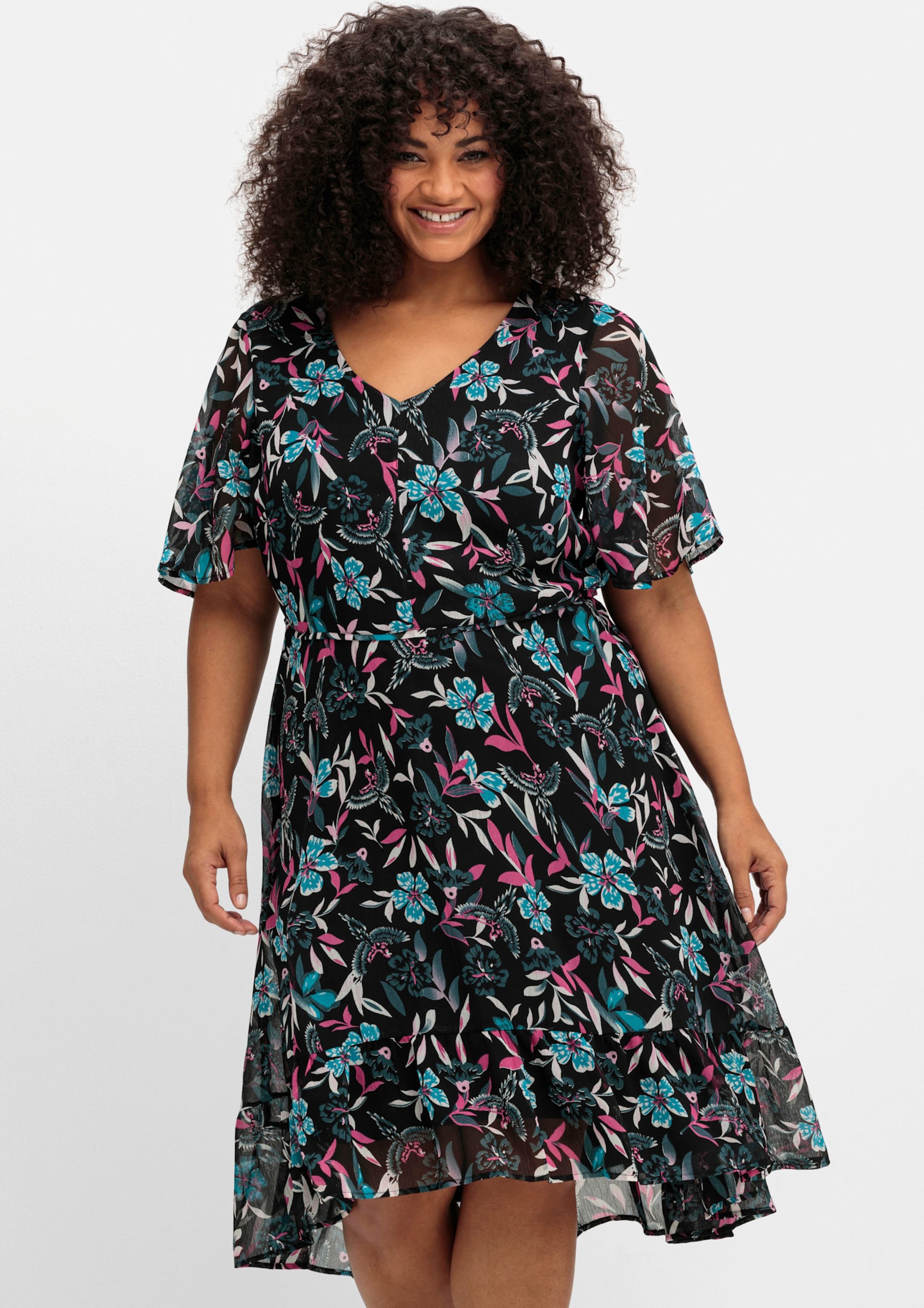 Sheego Chiffonkleid mit Blumendruck und Flügelärmeln