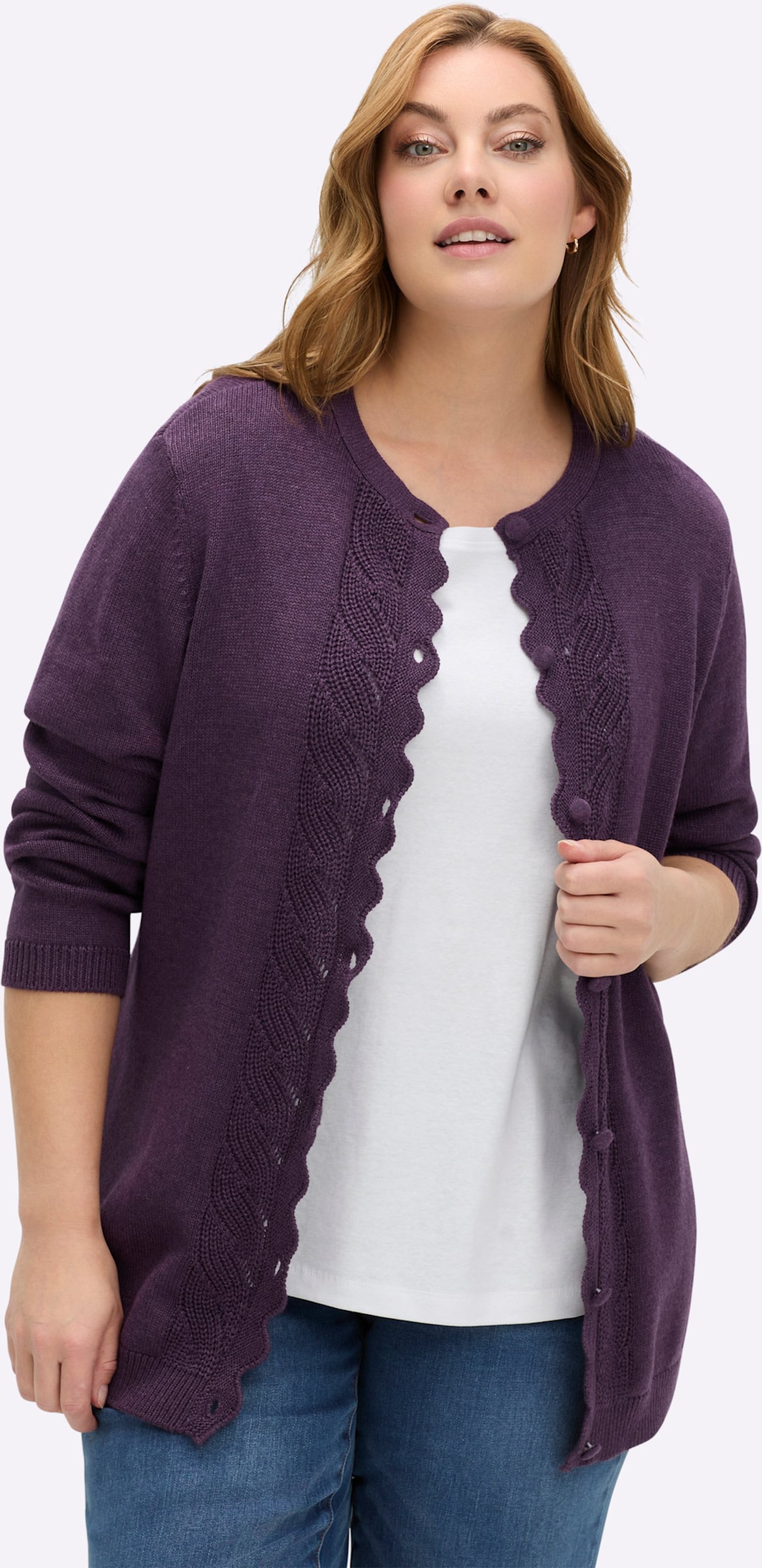 Sheego Strickjacke mit gebogter Knopfleiste