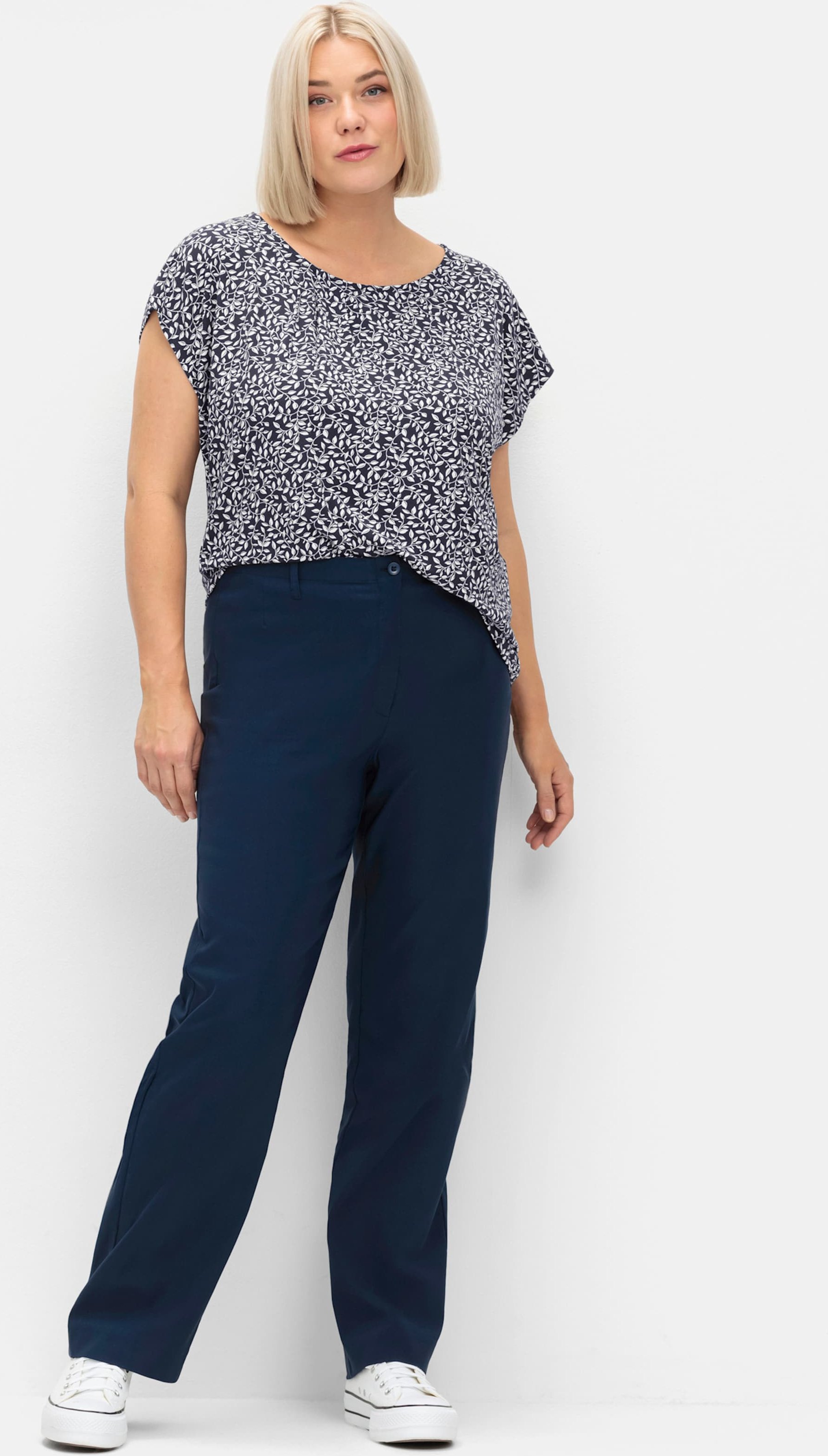 Sheego Kurzarmshirt mit Blätterprint