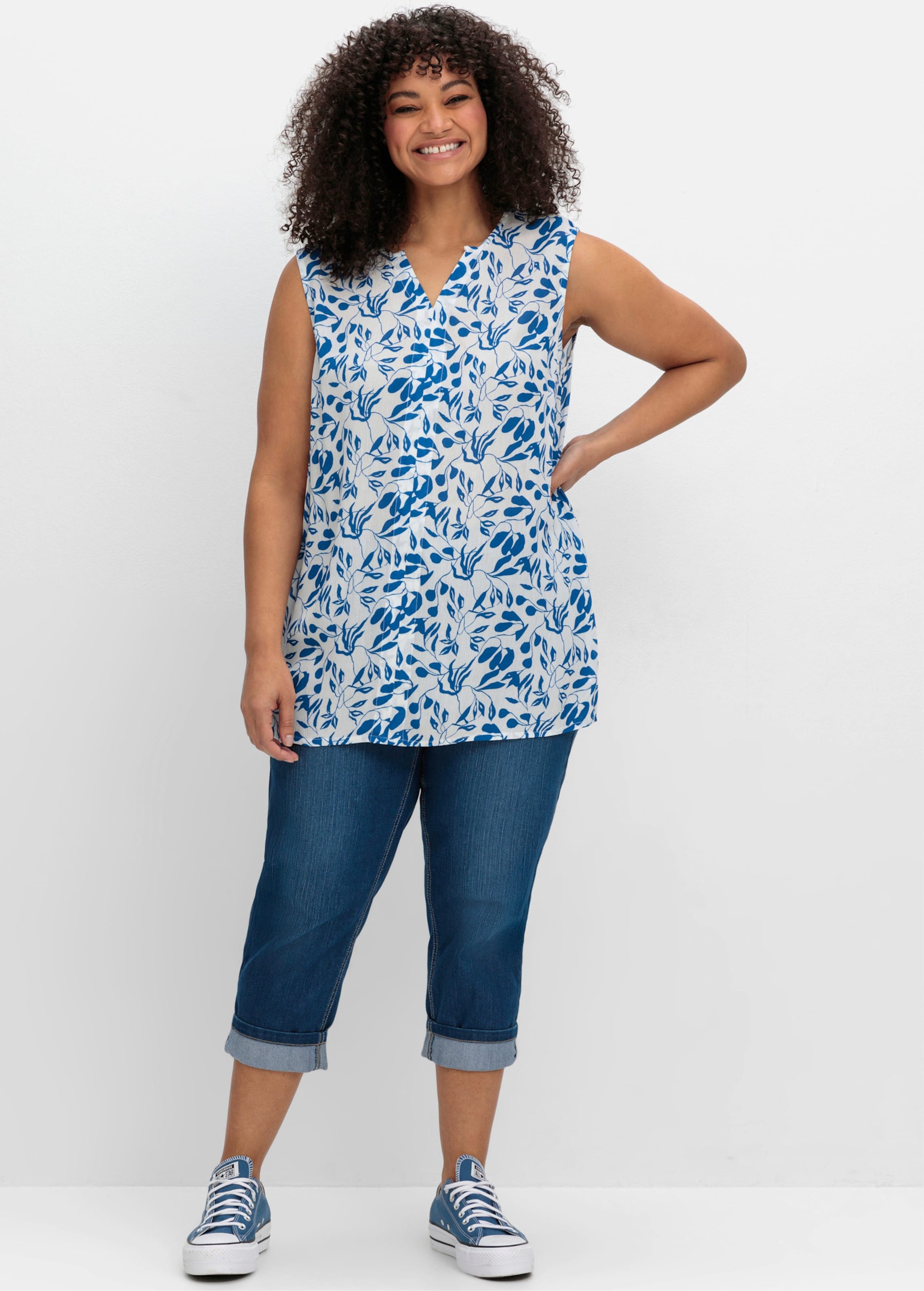 Sheego Blusentop aus Crêpequalität, mit Blätterdruck