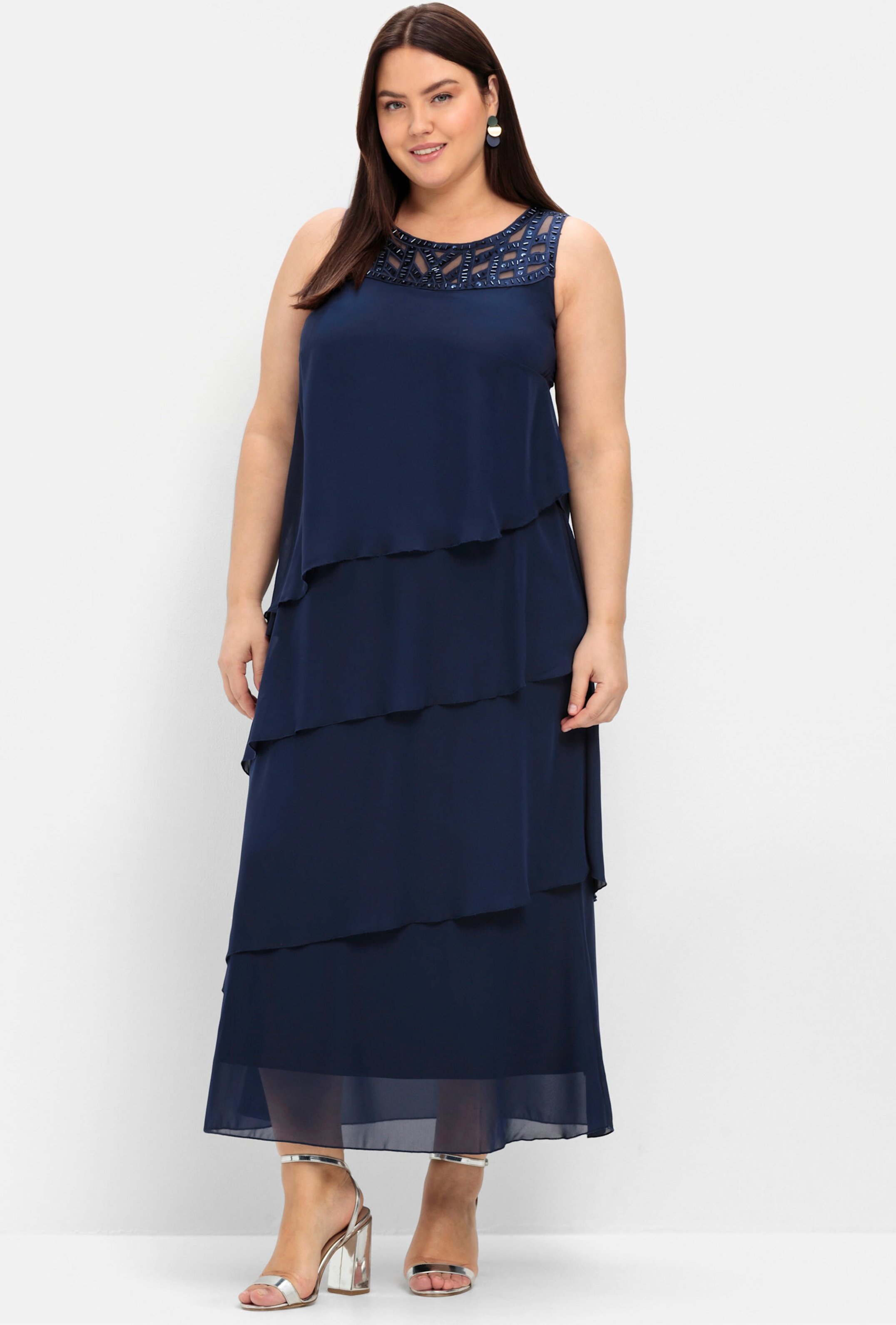 Sheego Abendkleid in Lagen-Optik, aus Chiffon