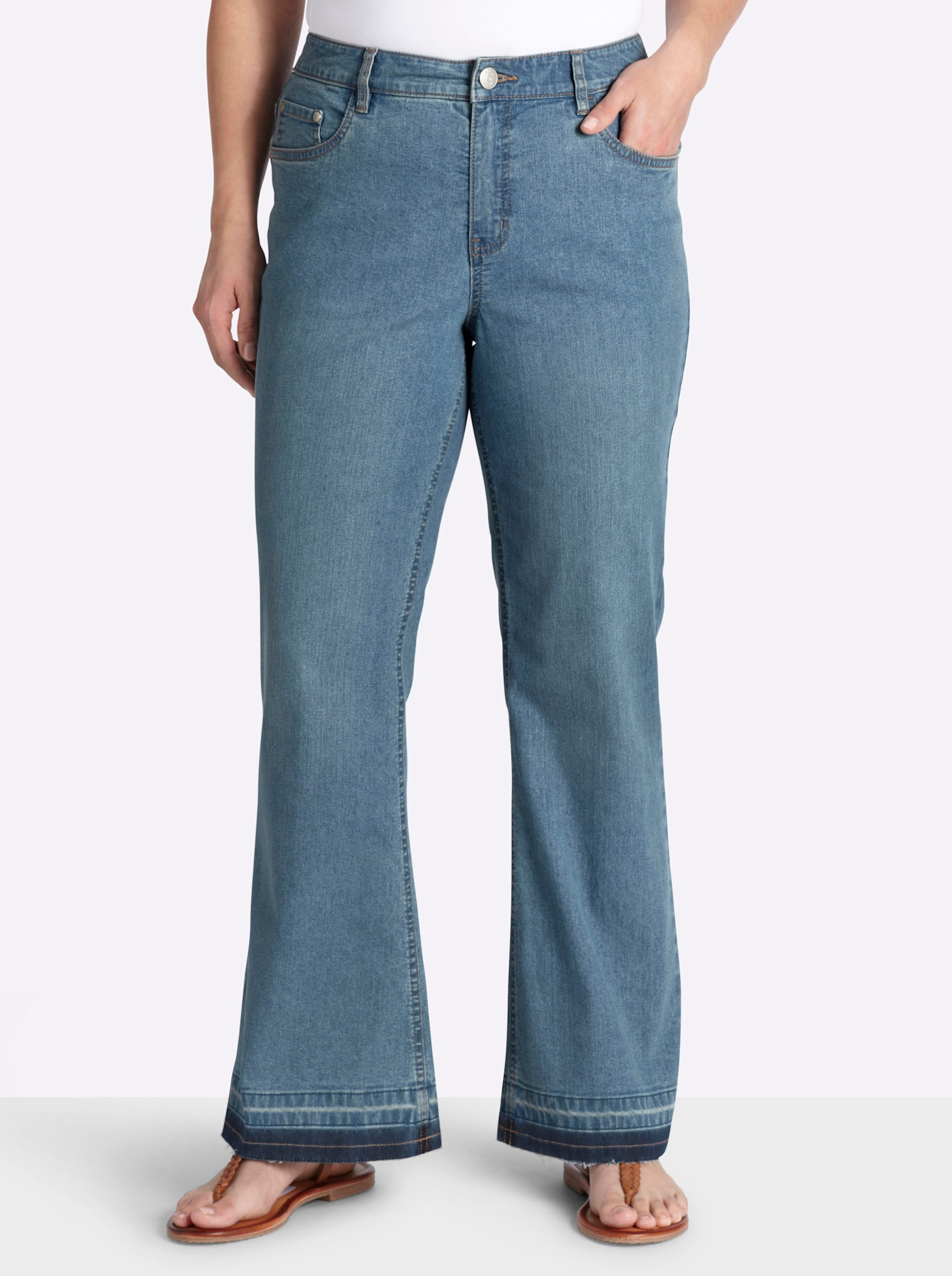 Sheego Bootcut-Jeans mit Fransensaum