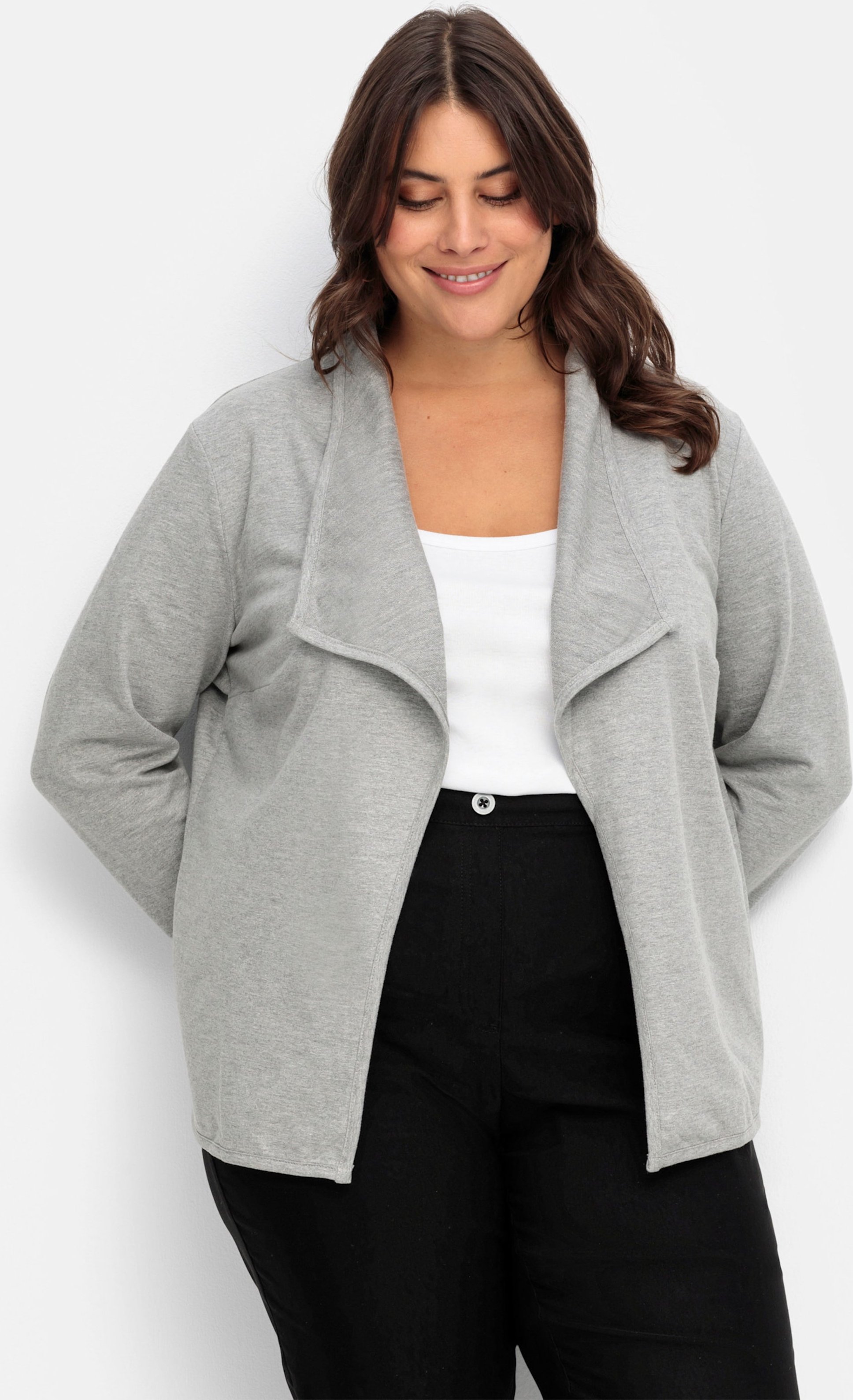 Sheego Jerseyblazer mit Umlegekragen, kurz geschnitten