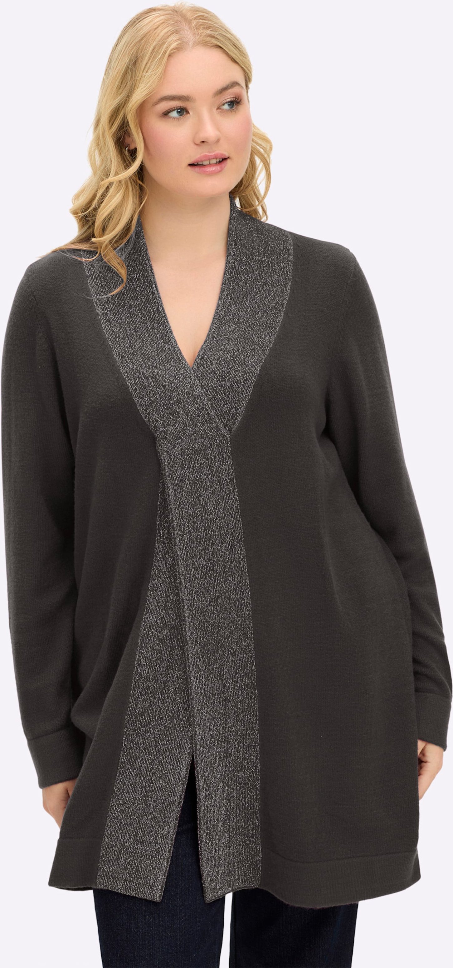 Sheego Longpullover mit hohem Schlitz und Glitzerblende