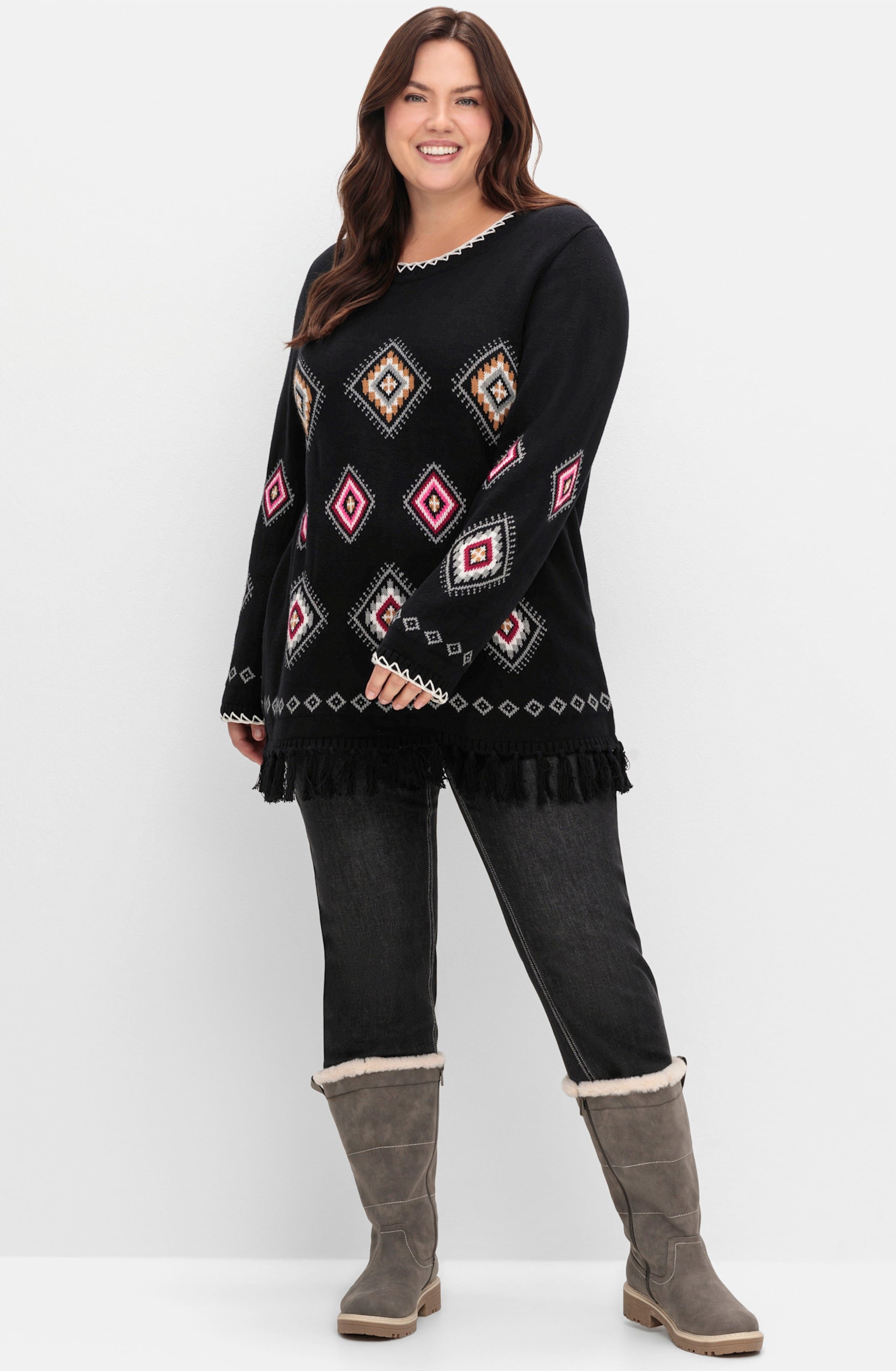 Sheego Rundhalspullover mit Ethno-Muster