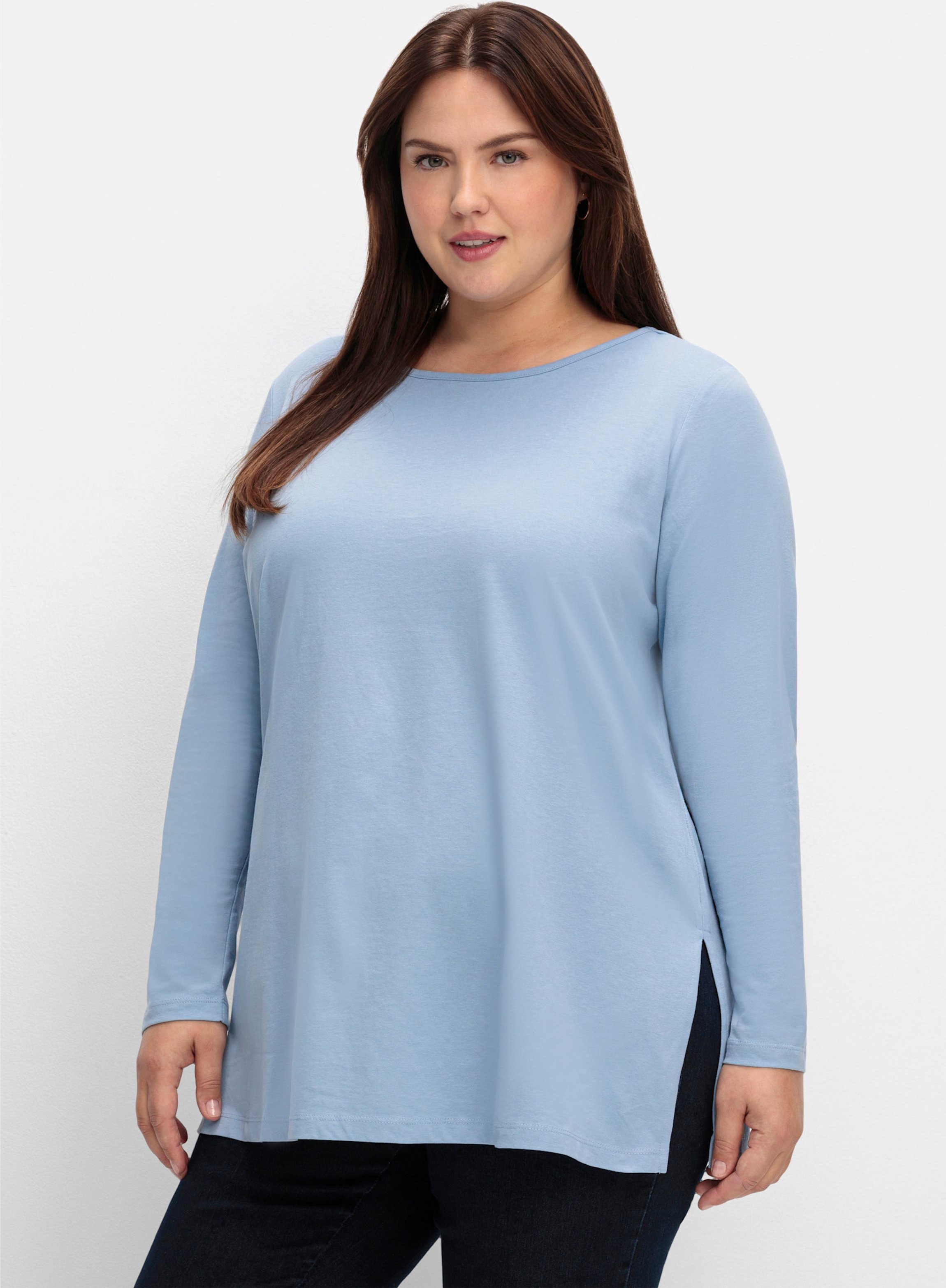 Sheego Langarmshirt mit hohen Seitenschlitzen