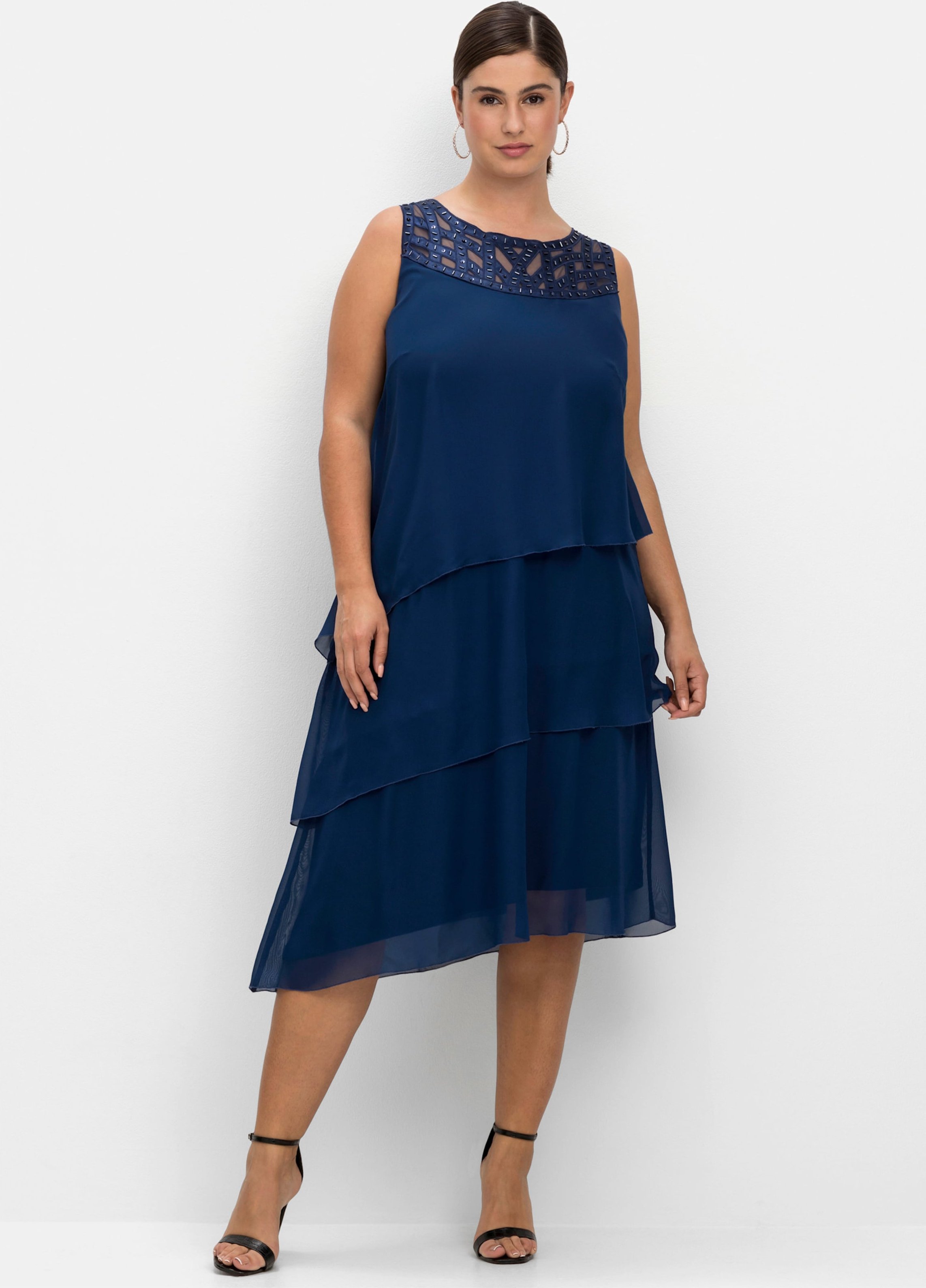 Sheego Cocktailkleid mit drapierten Volants