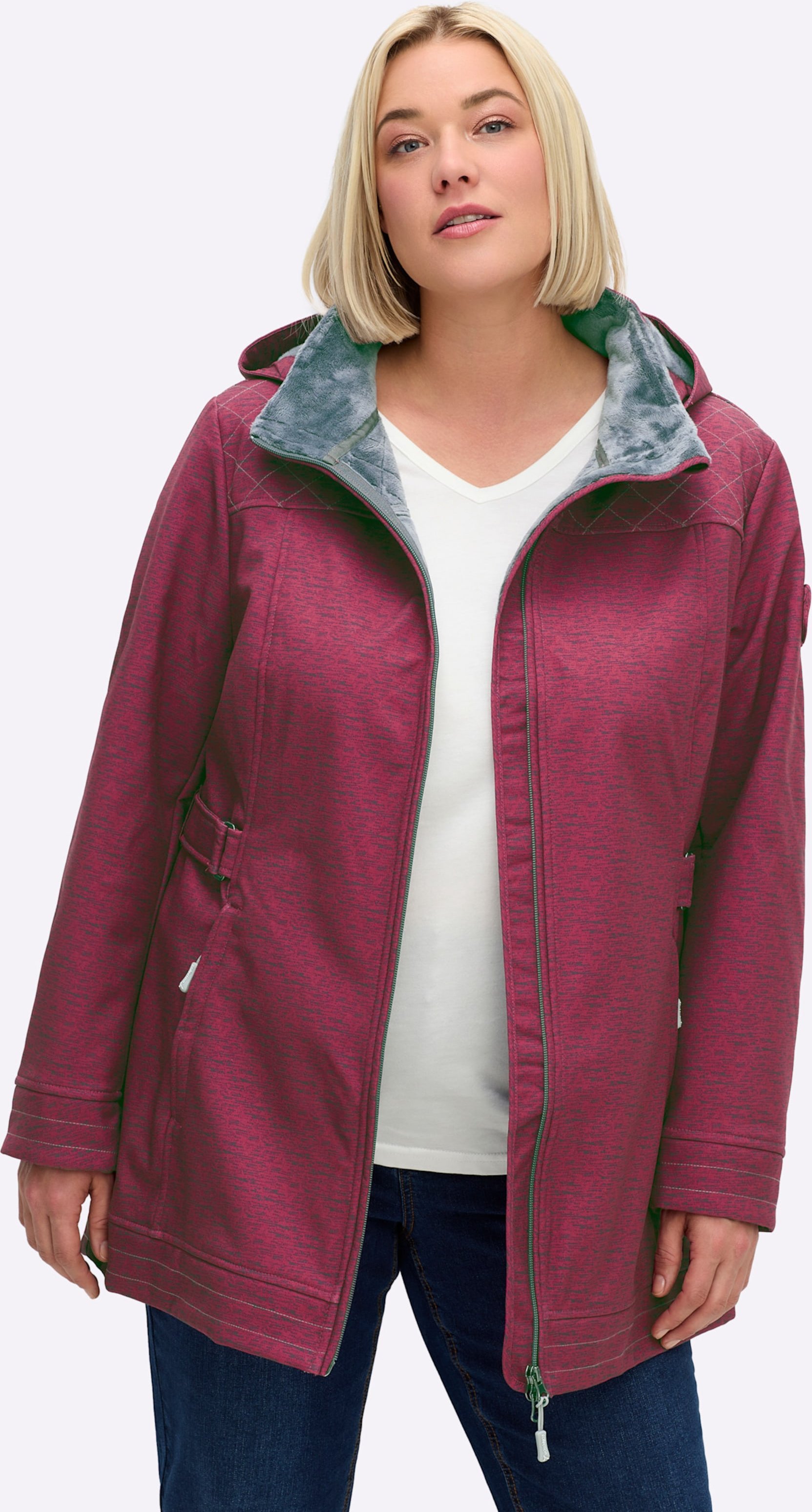 Sheego Softshelljacke gefüttert, wasserabweisend