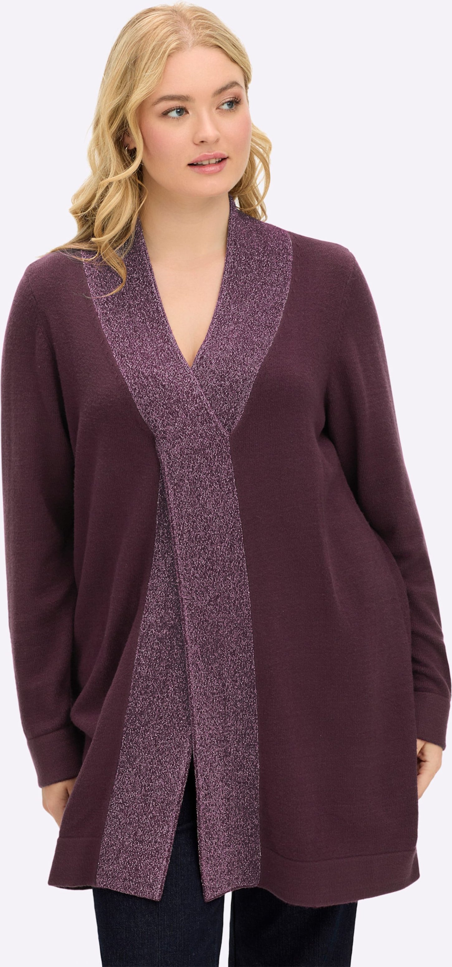 Sheego Longpullover mit hohem Schlitz und Glitzerblende