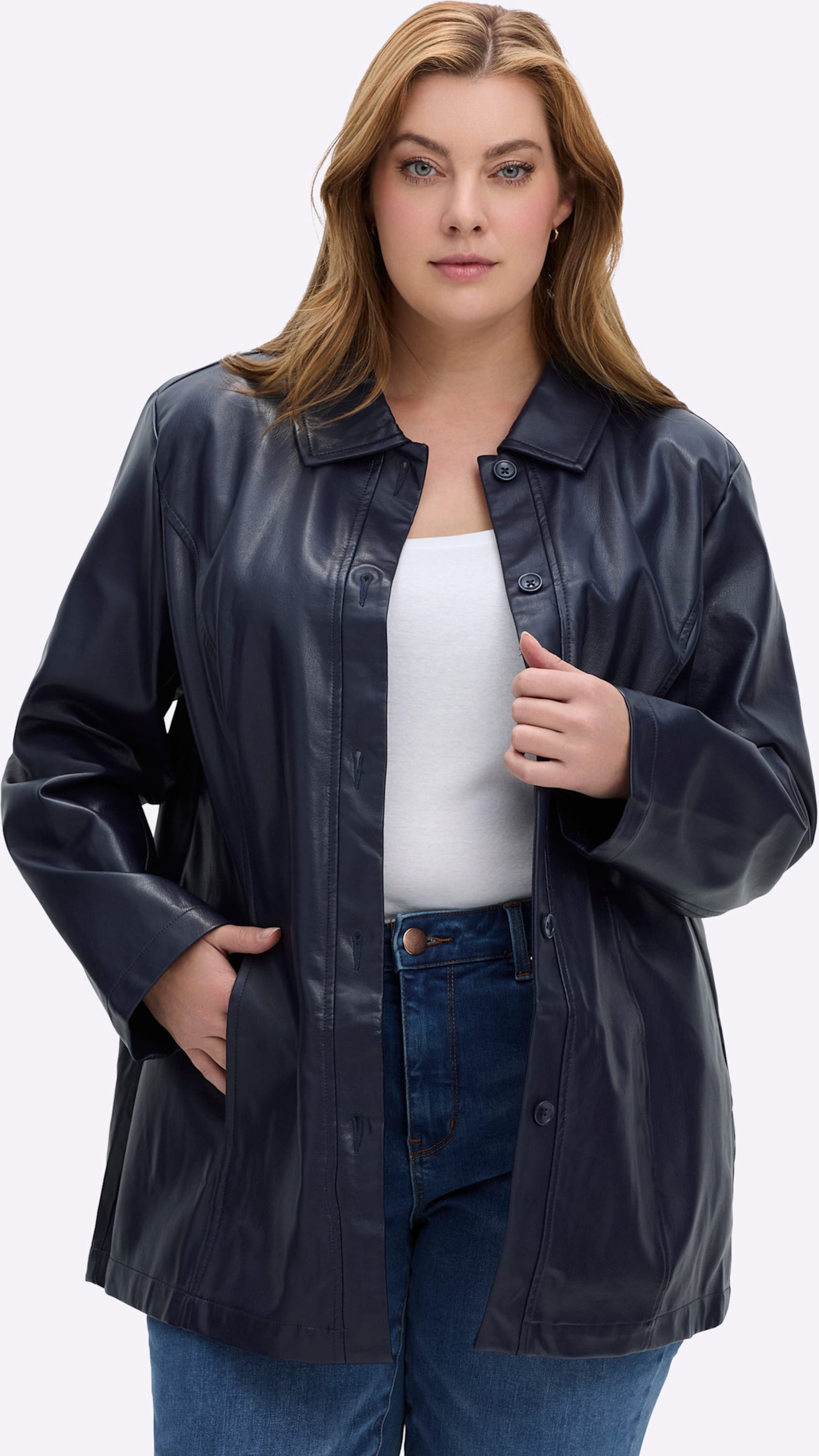 Thumbnail - Sheego Lederimitatjacke für die Übergangszeit