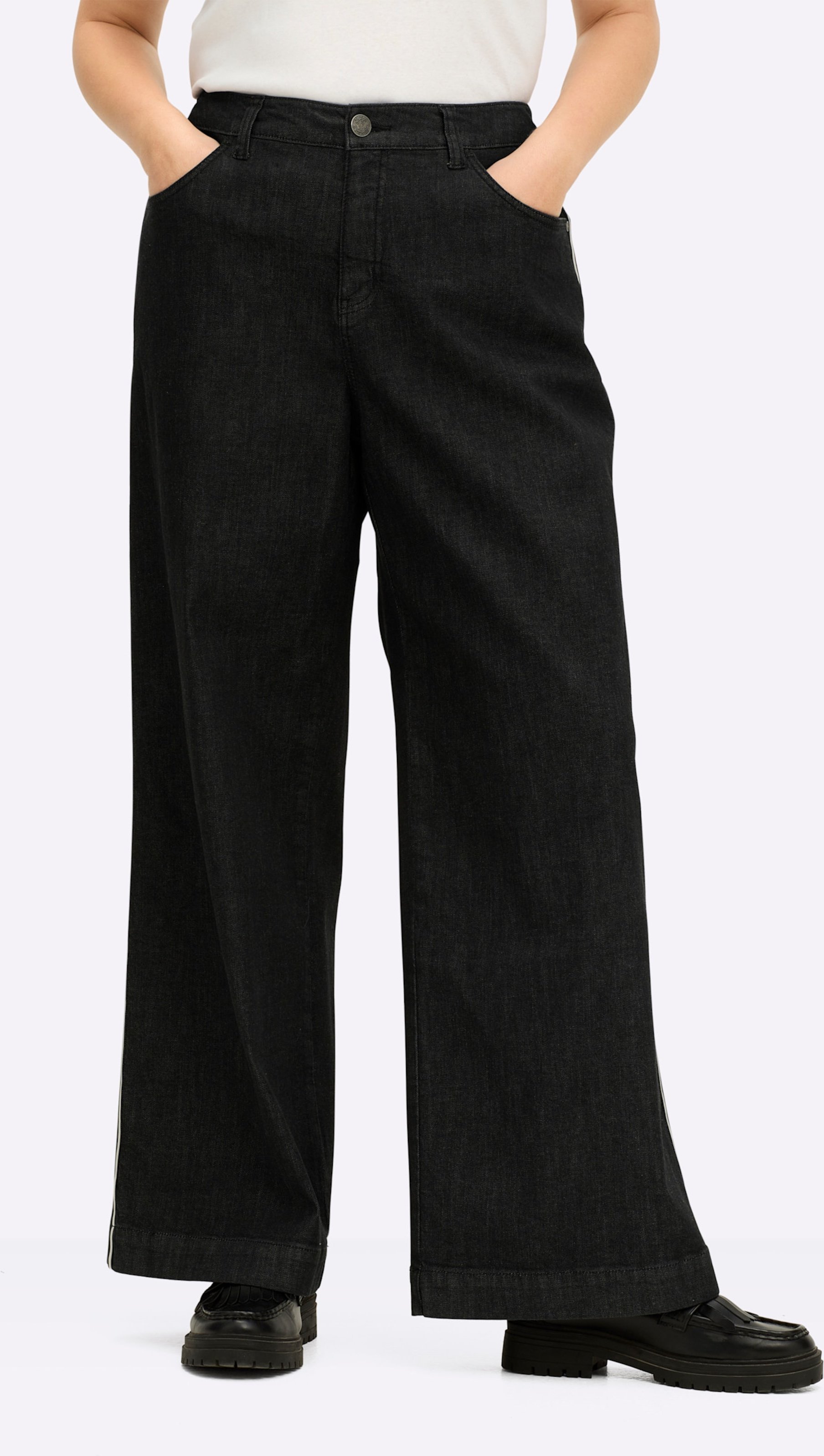 Sheego Jeans mit weitem Bein und Galonstreifen