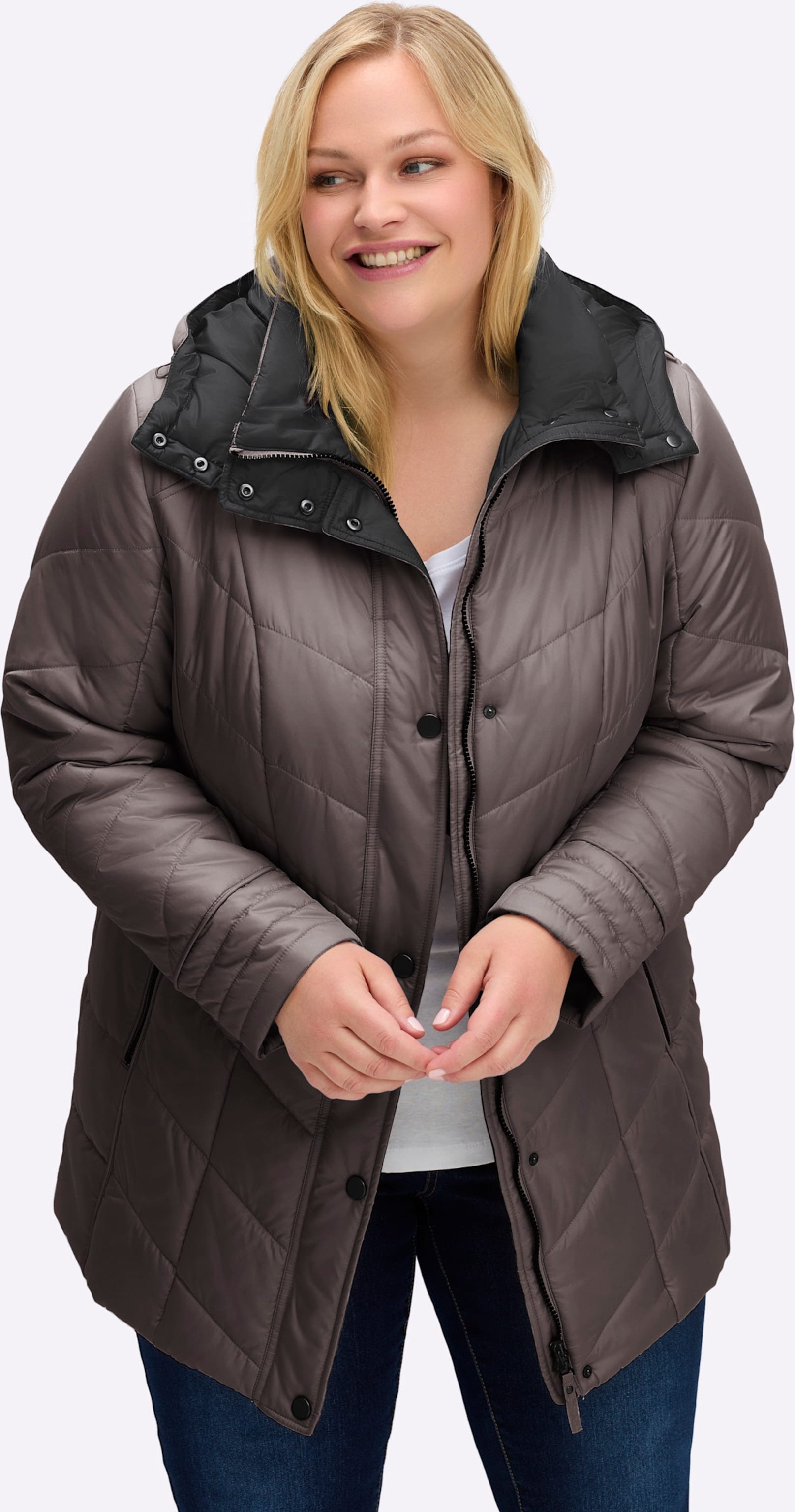 Thumbnail - Sheego Steppjacke in Microfaser-Qualität, pflegeleicht