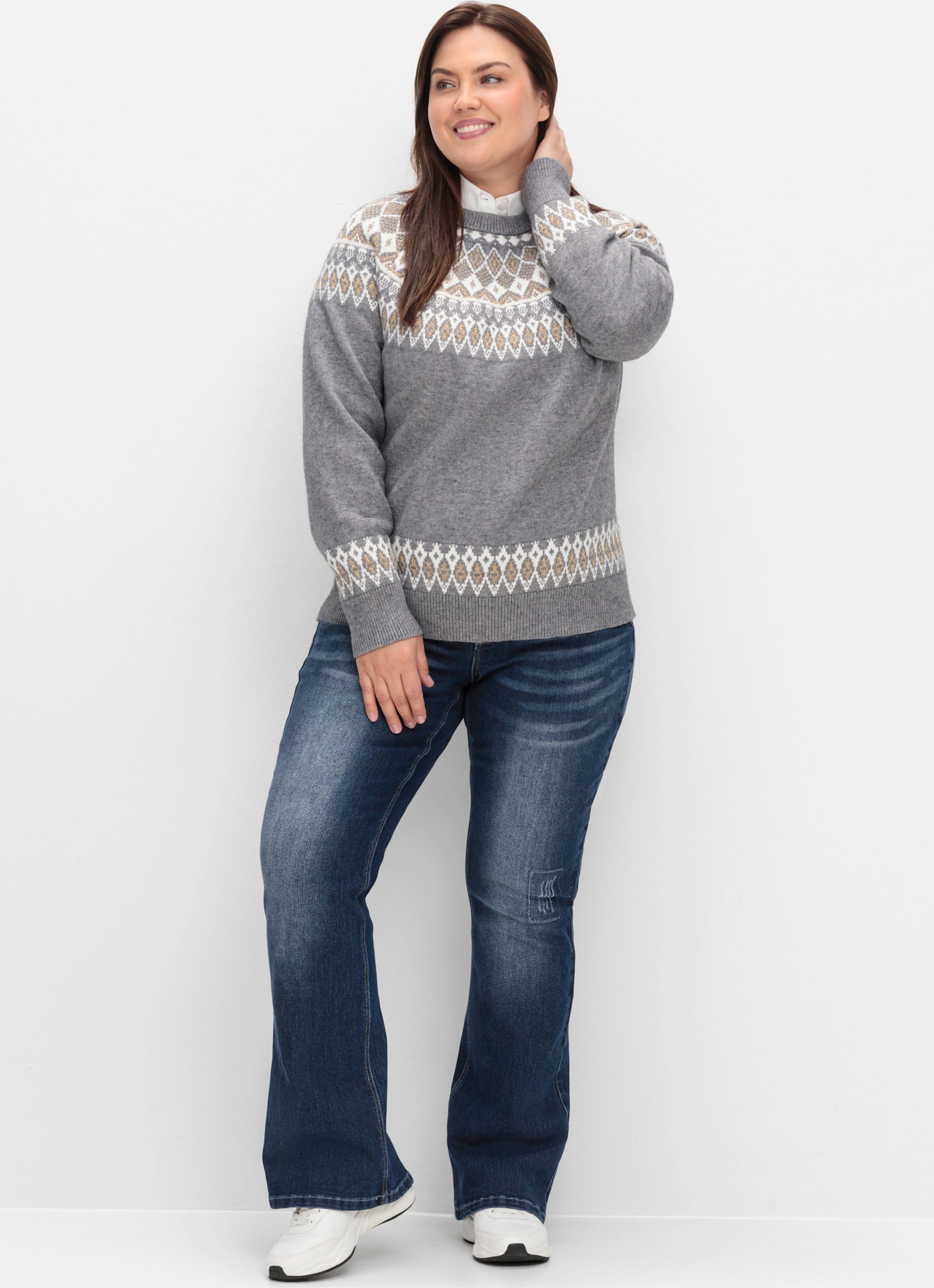 Sheego Jacquard-Pullover mit goldfarbenem Glanzgarn