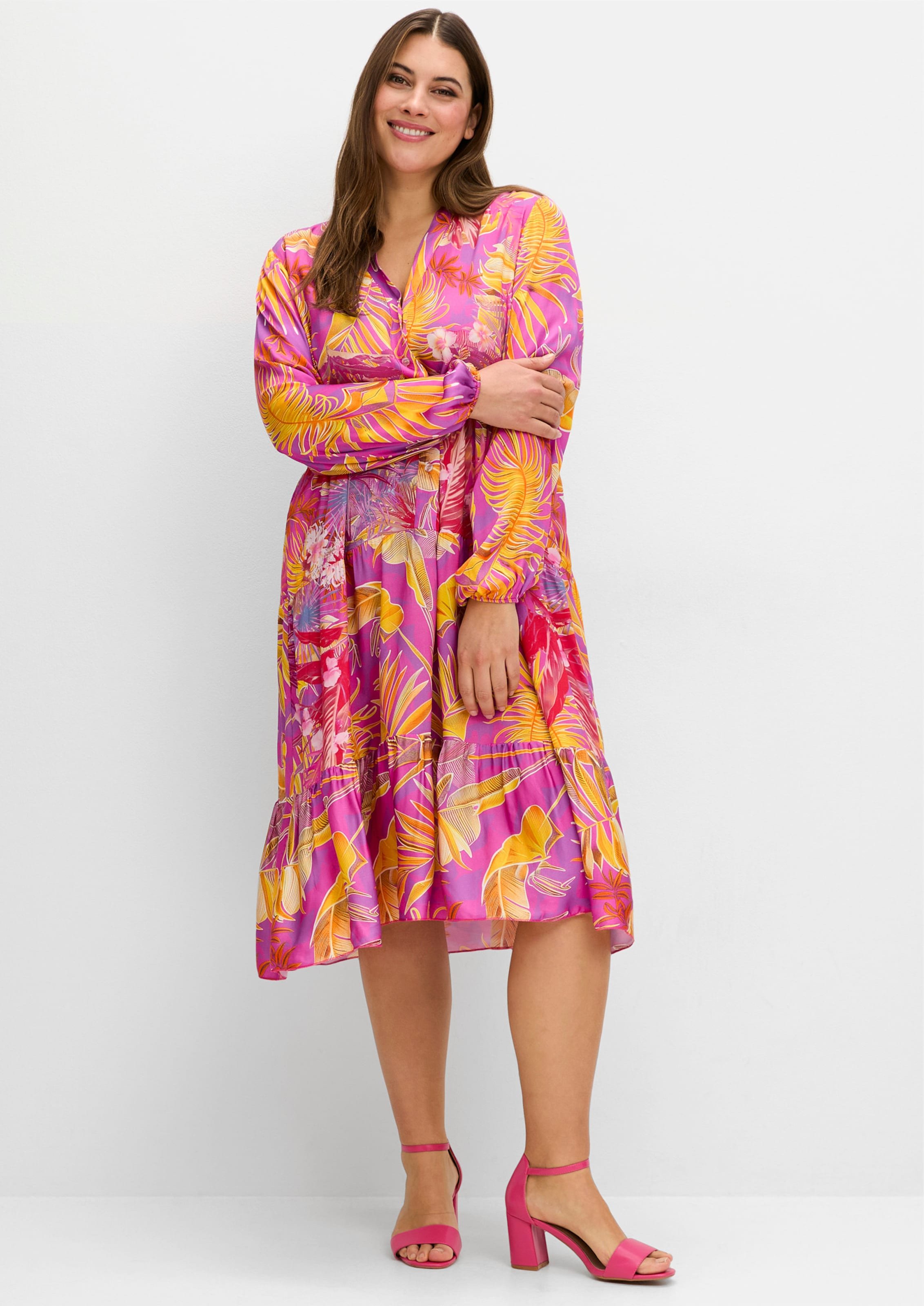 Sheego Stufenkleid mit Alloverdruck