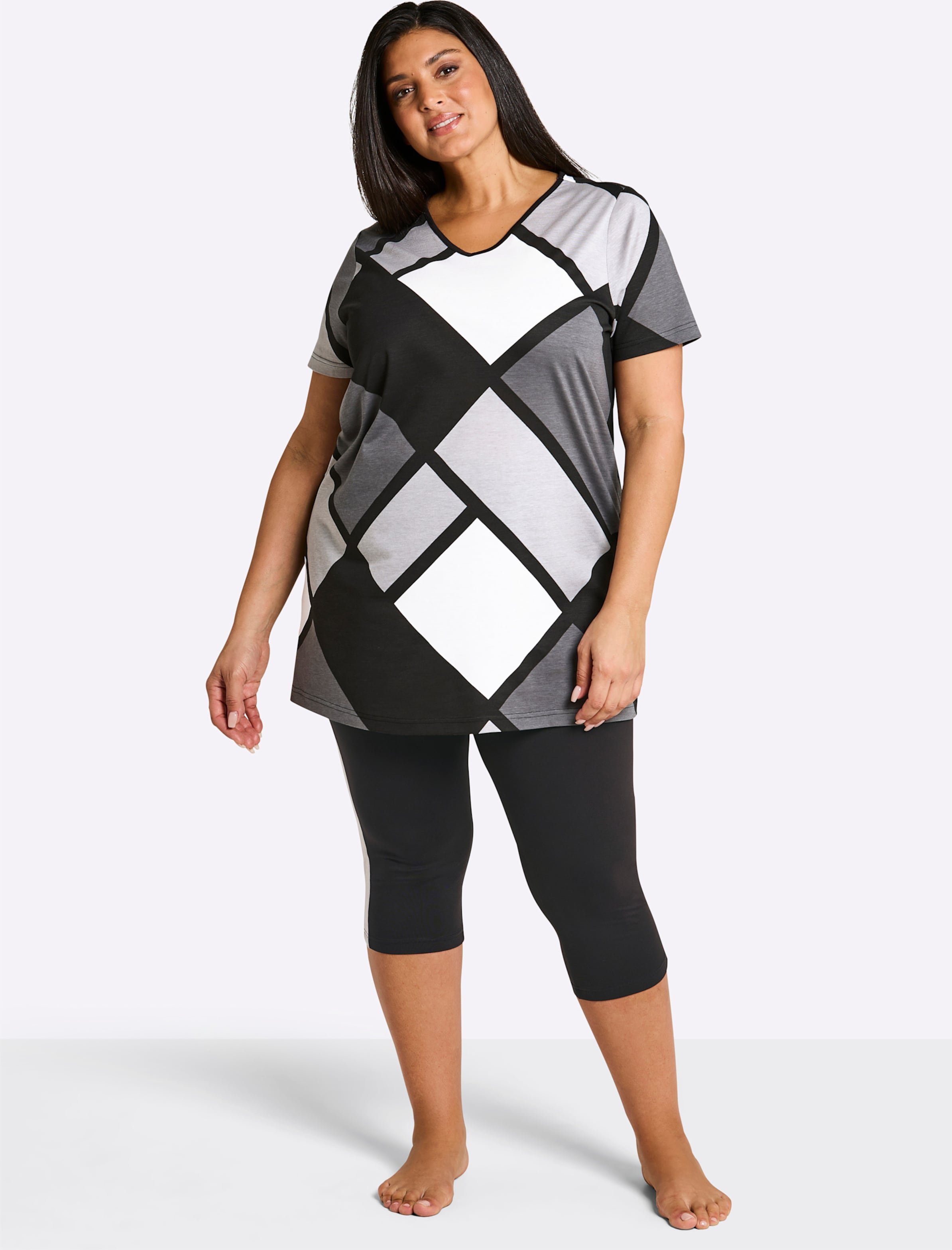 Thumbnail - Sheego Caprianzug mit Grafik-Dessin