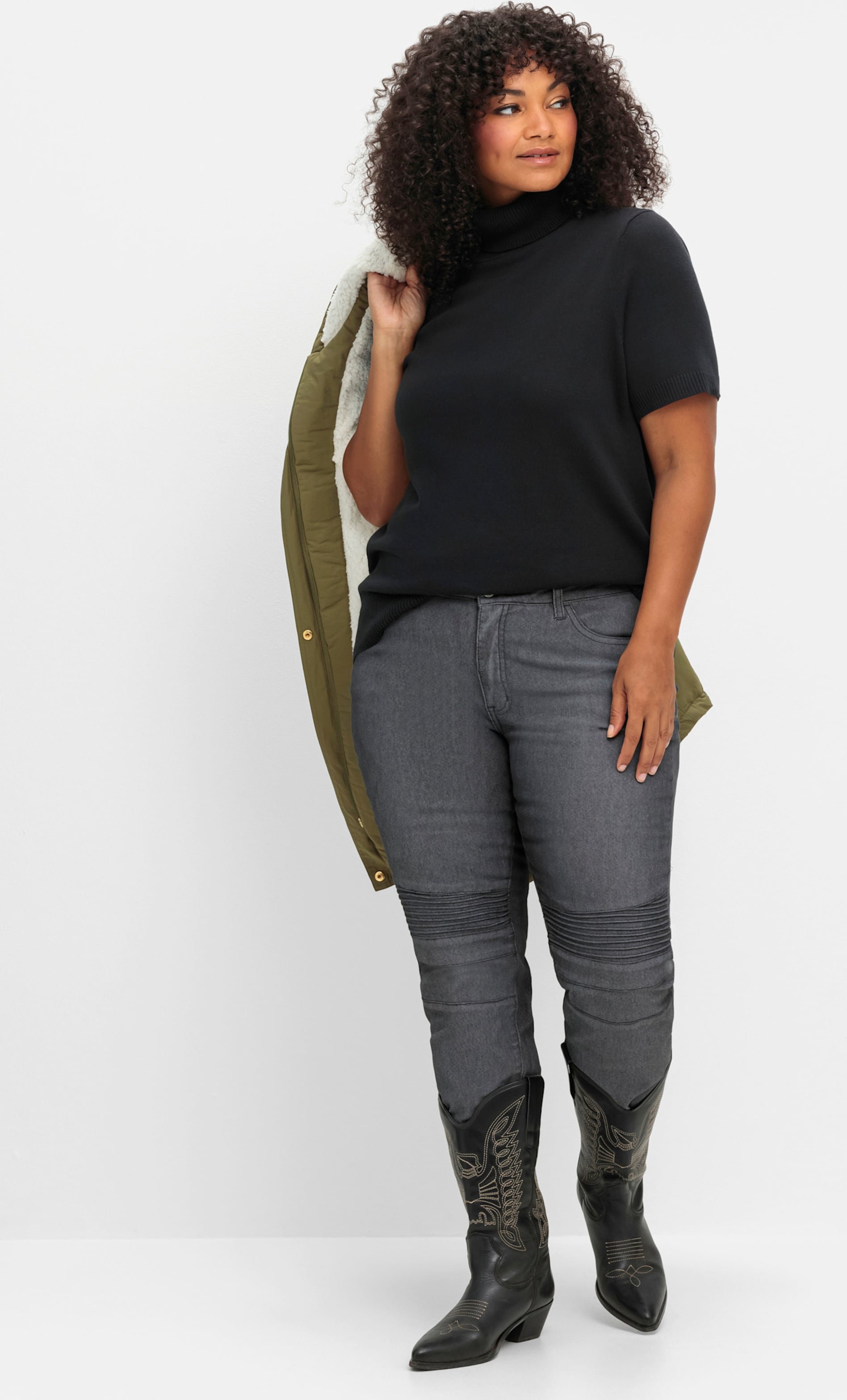 Sheego Kurzarmpullover mit Rollkragen