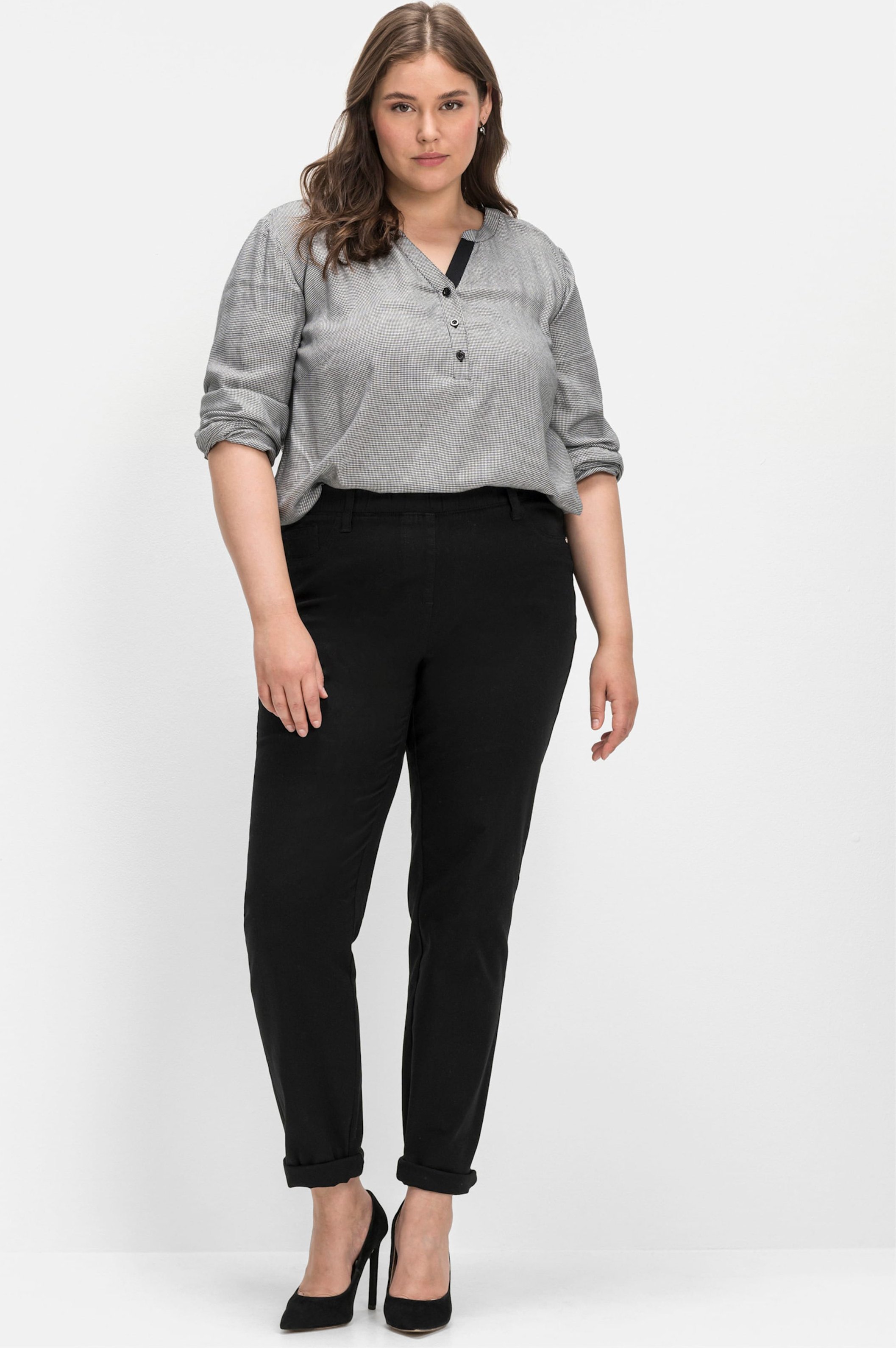 Sheego Schlupfhose in schmaler Form, aus Twill