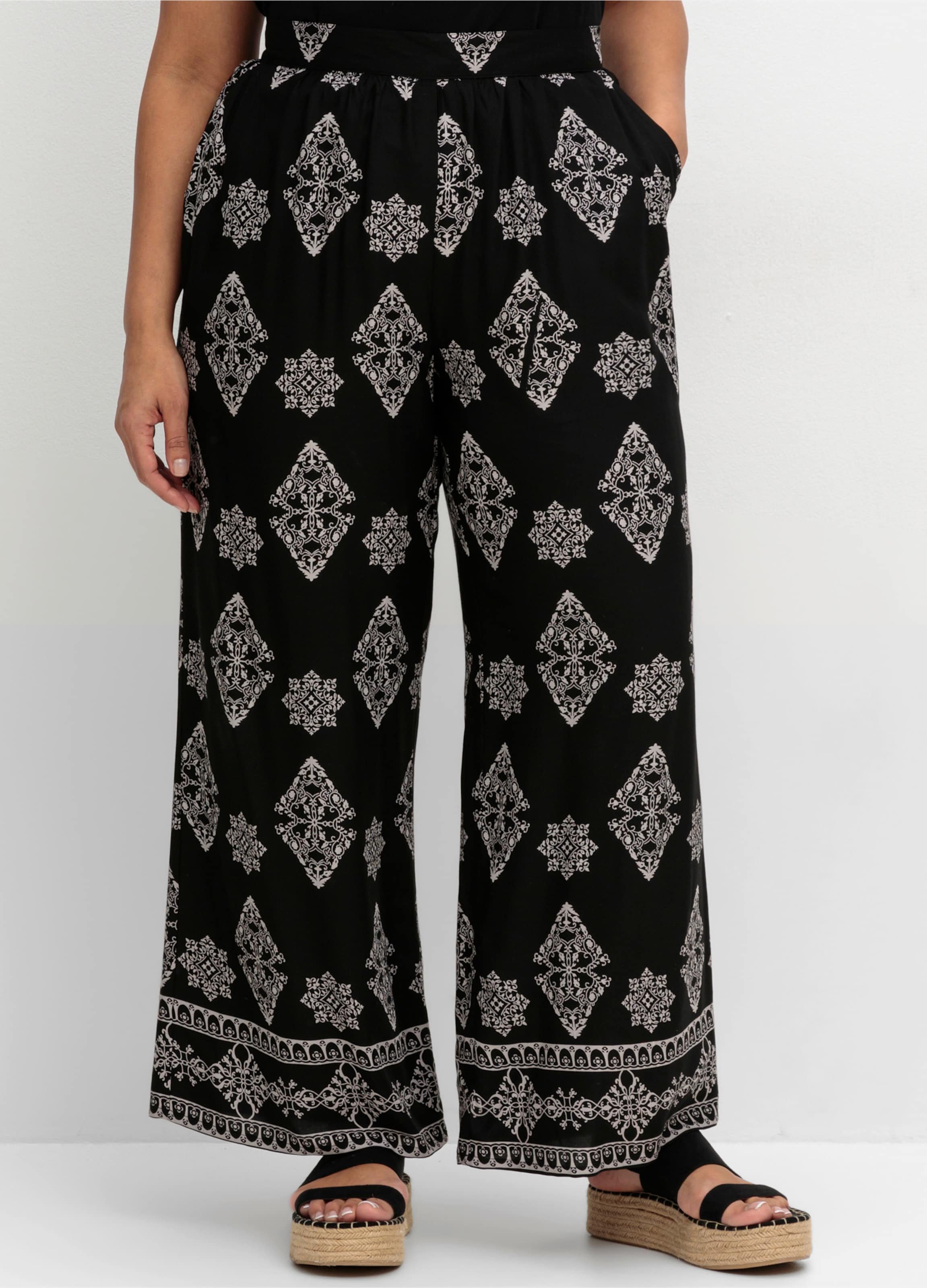 Sheego Schlupfhose mit weiter, gerader Beinform