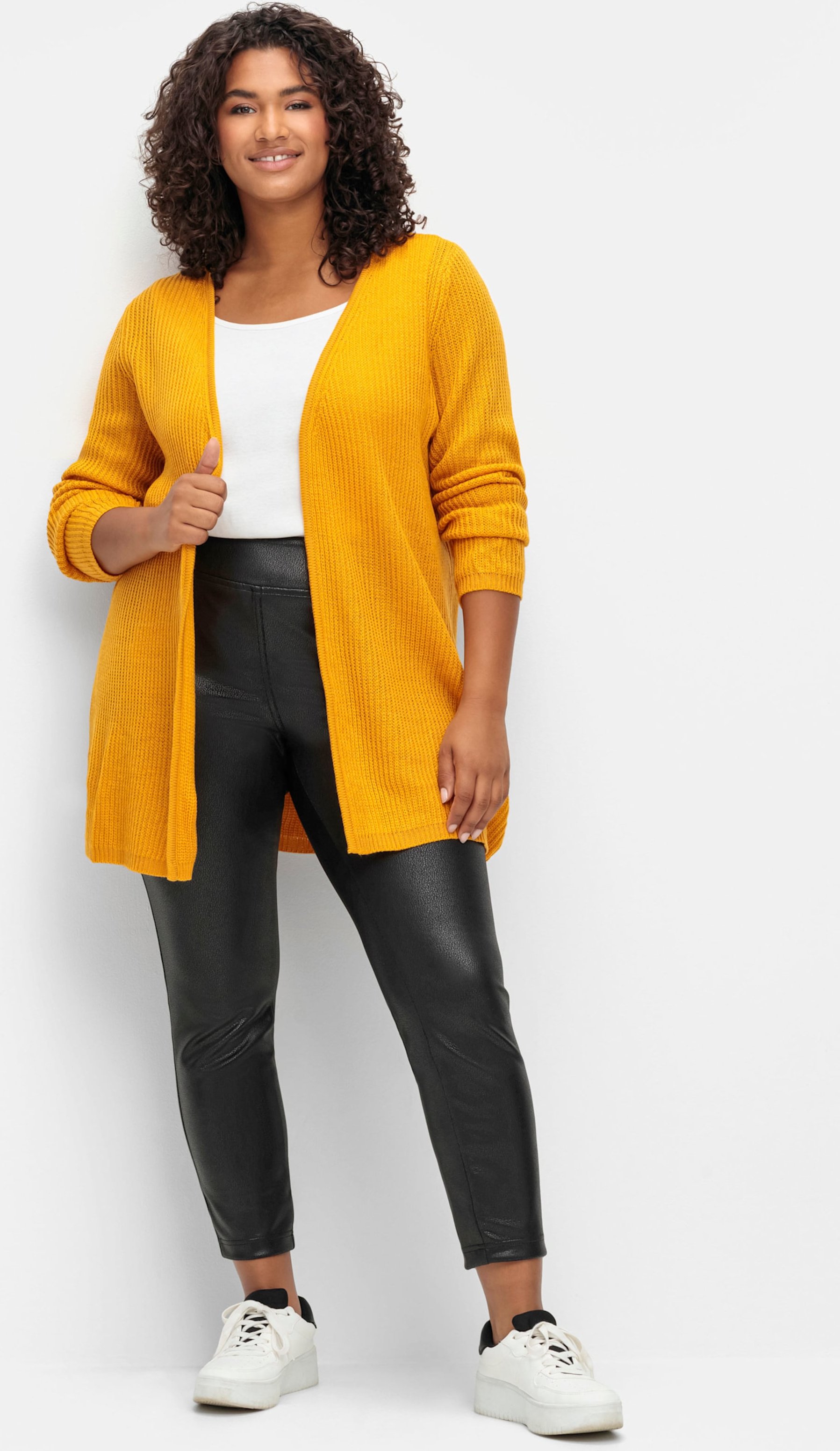 Sheego Strickjacke mit gerippten Abschlüssen