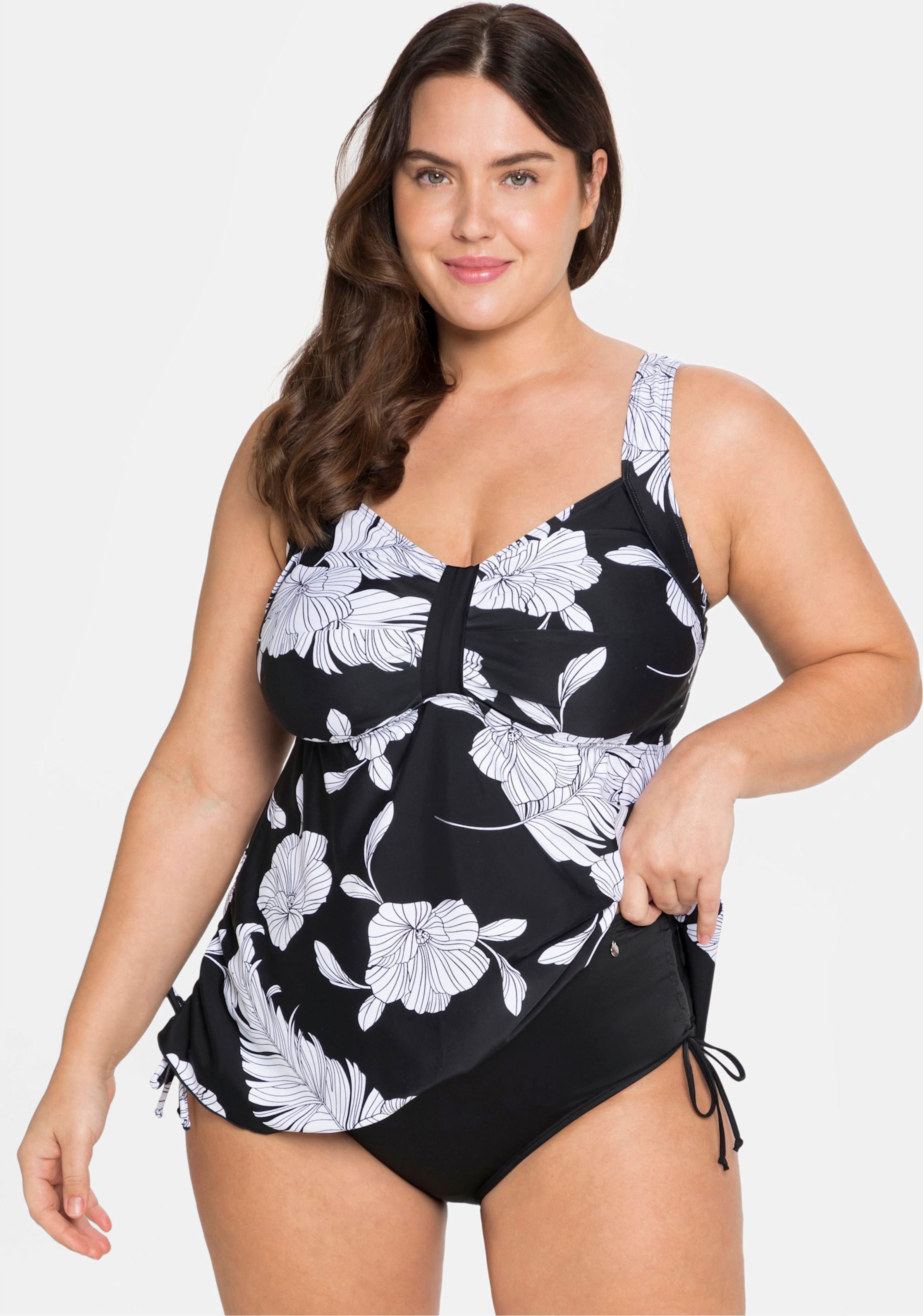 Sheego Bikini-Hose mit seitlicher Raffung und Shaping-Effekt