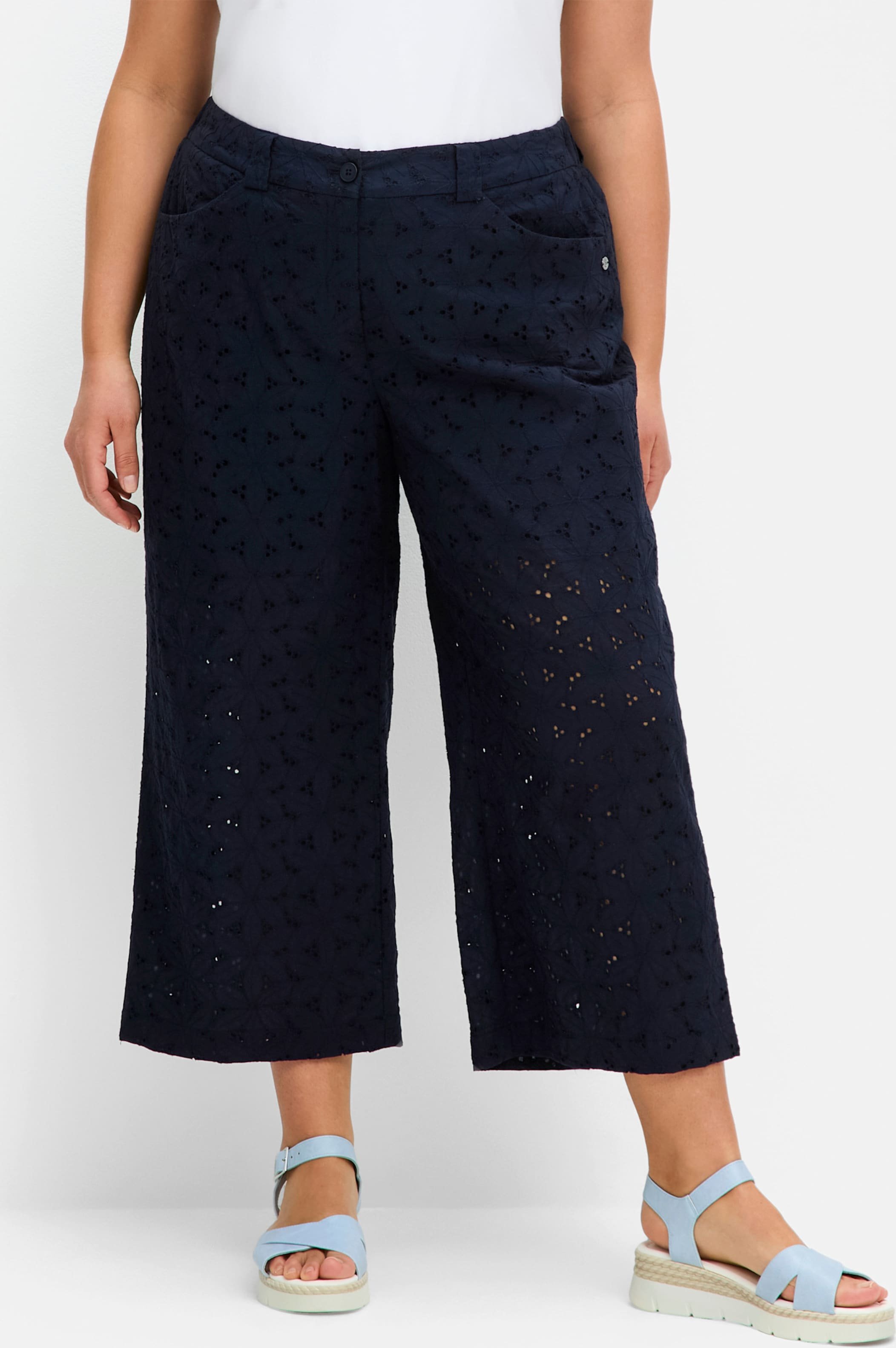 Sheego Culotte mit Lochstickerei
