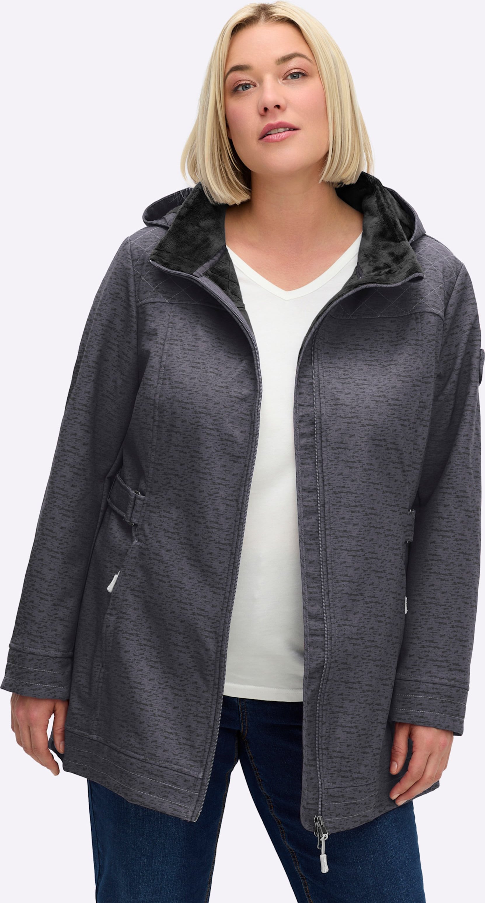 Sheego Softshelljacke gefüttert, wasserabweisend