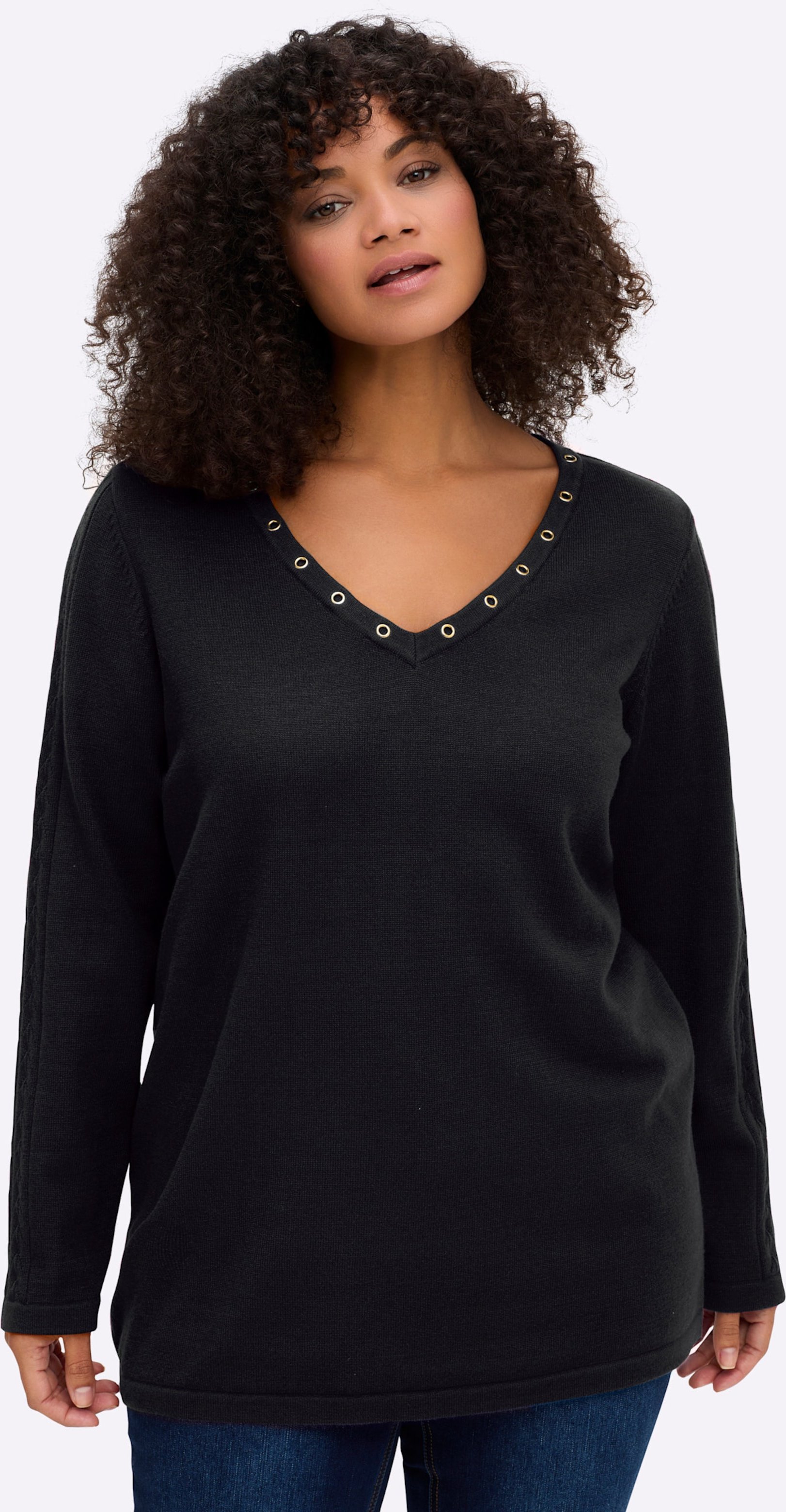 Sheego Pullover mit tiefem V-Ausschnitt und Ösenverzierung