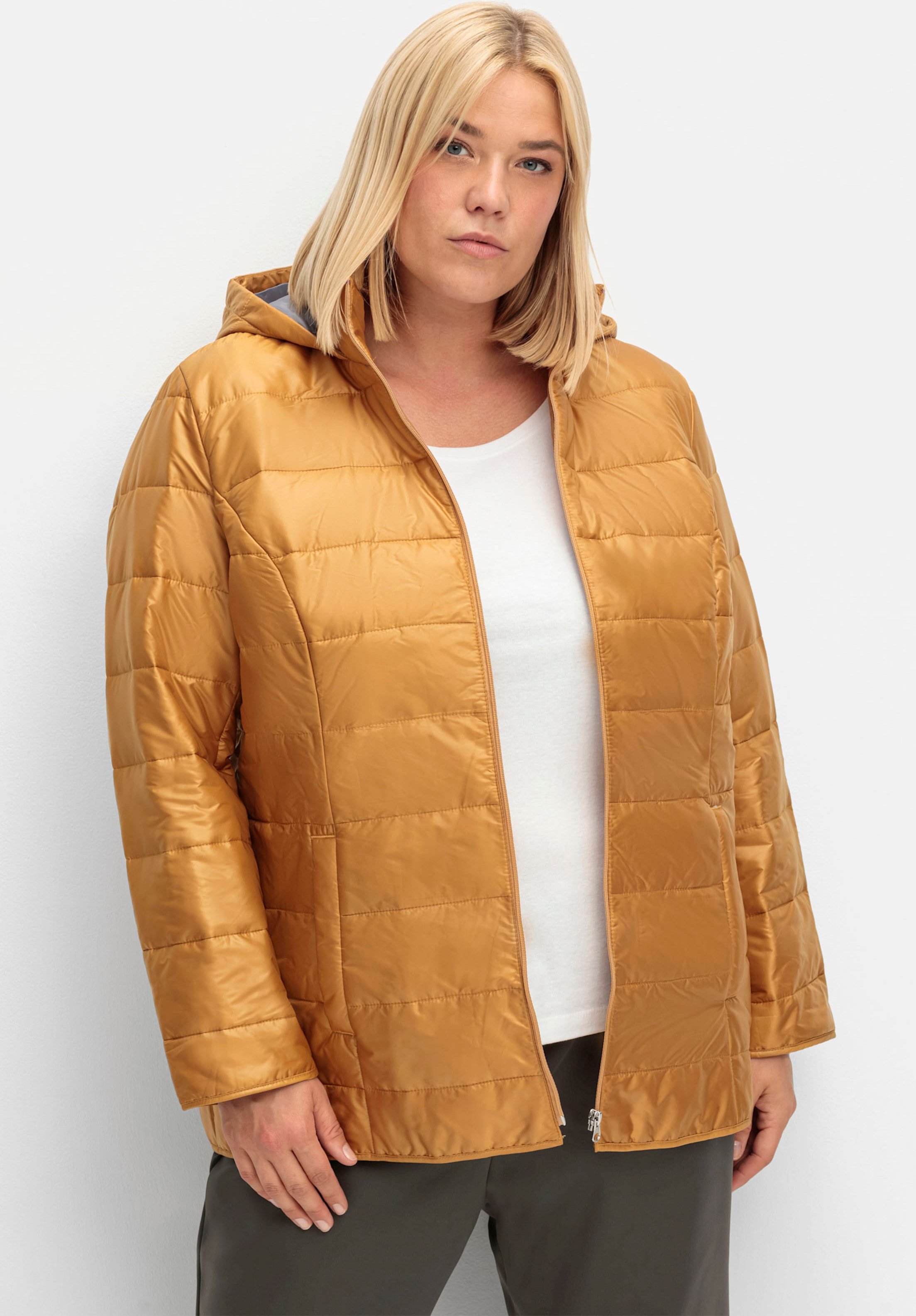 Sheego Steppjacke mit Kapuze, wärmend