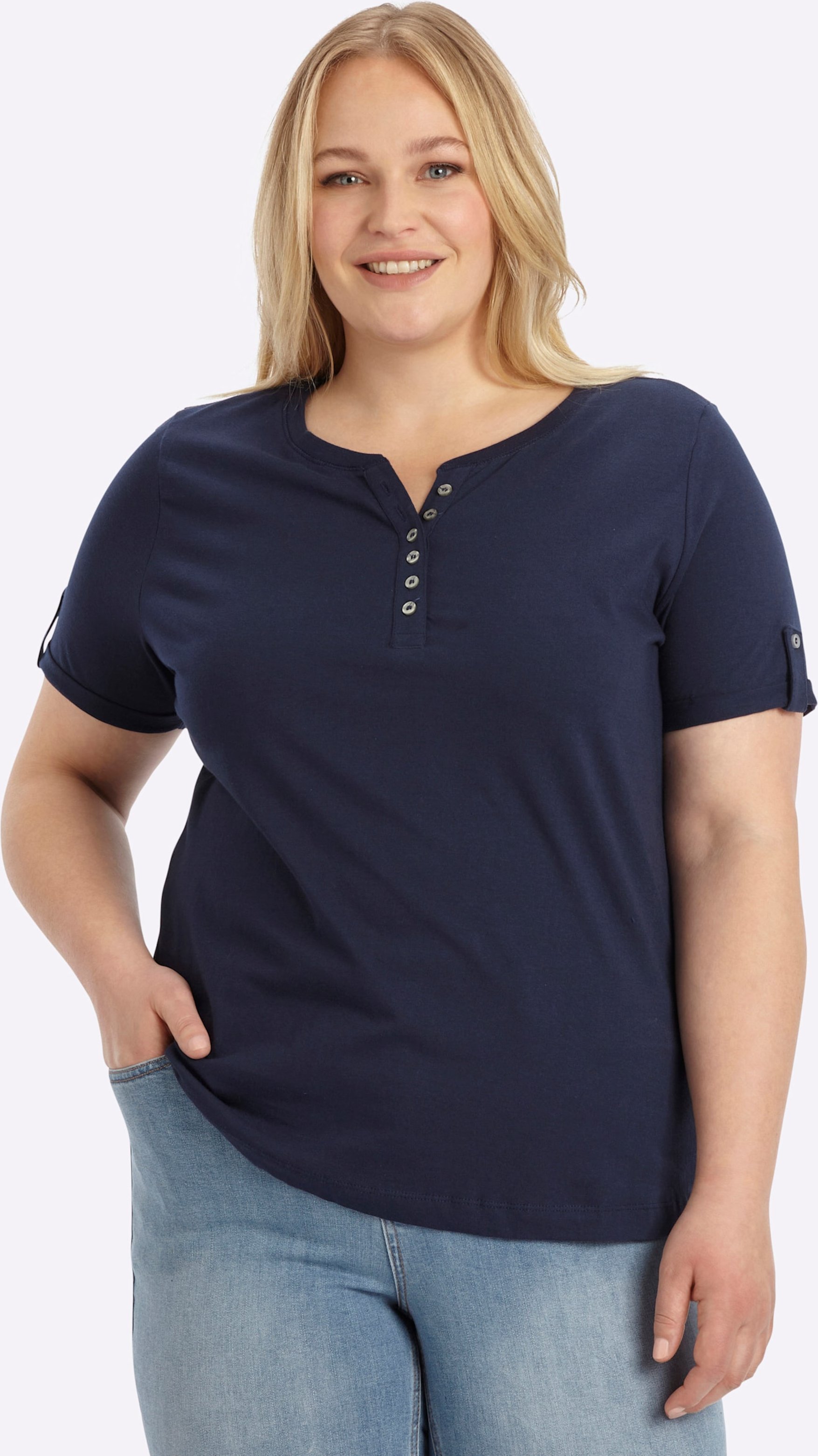 Sheego Kurzarmshirt mit fixiertem Ärmel-Aufschlag