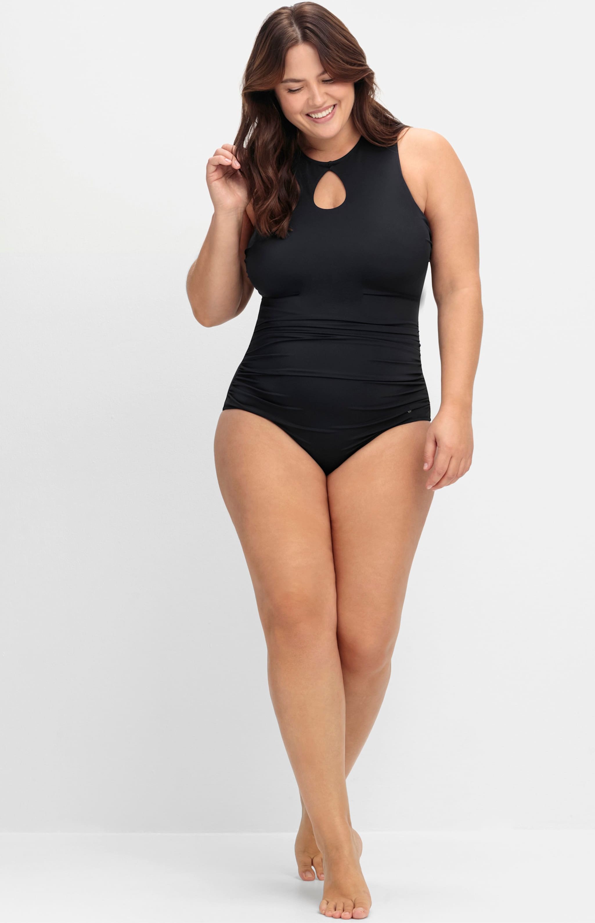 Sheego Badeanzug mit Cut-out