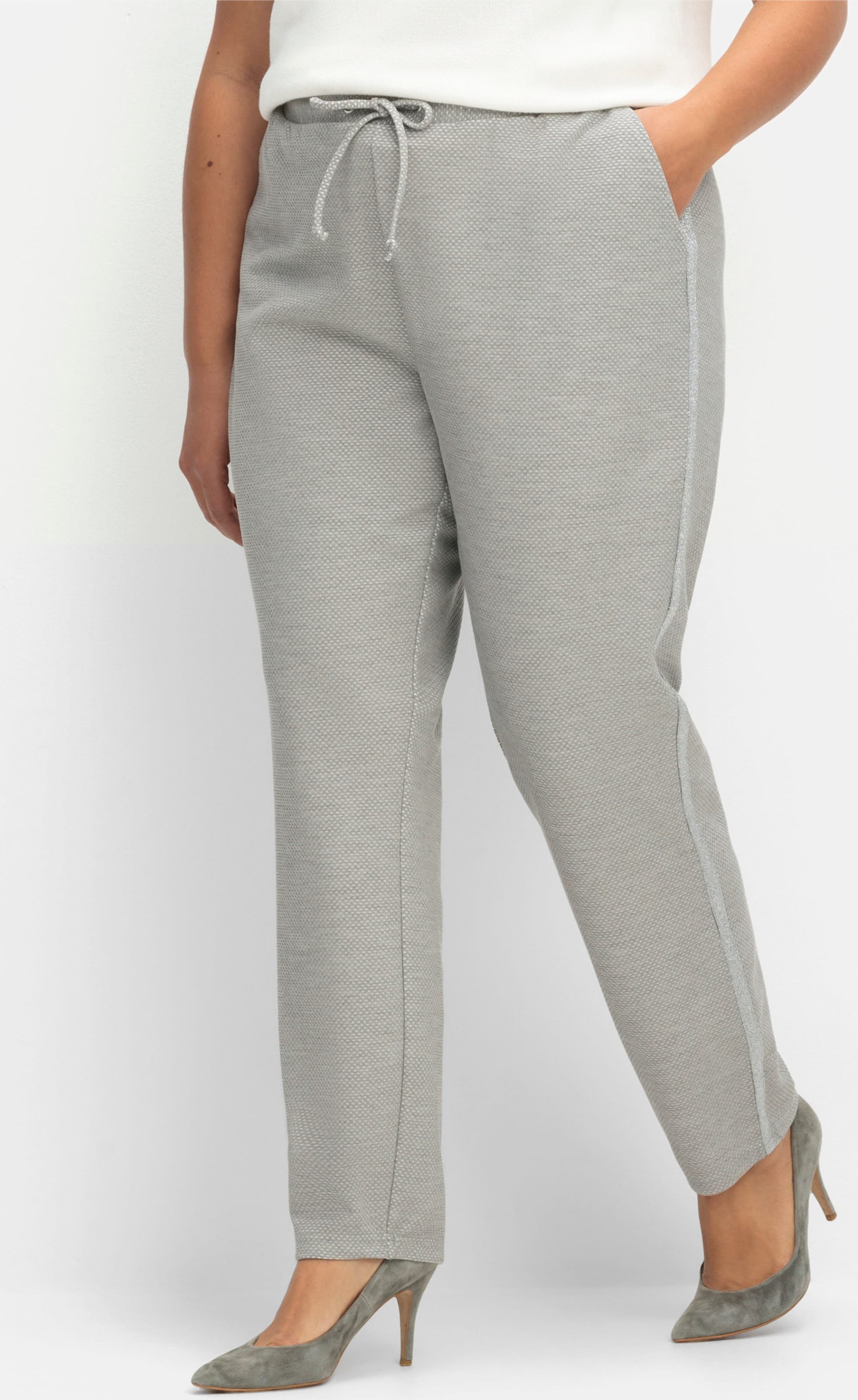 Sheego Schlupfhose mit silberfarbenen Galonstreifen