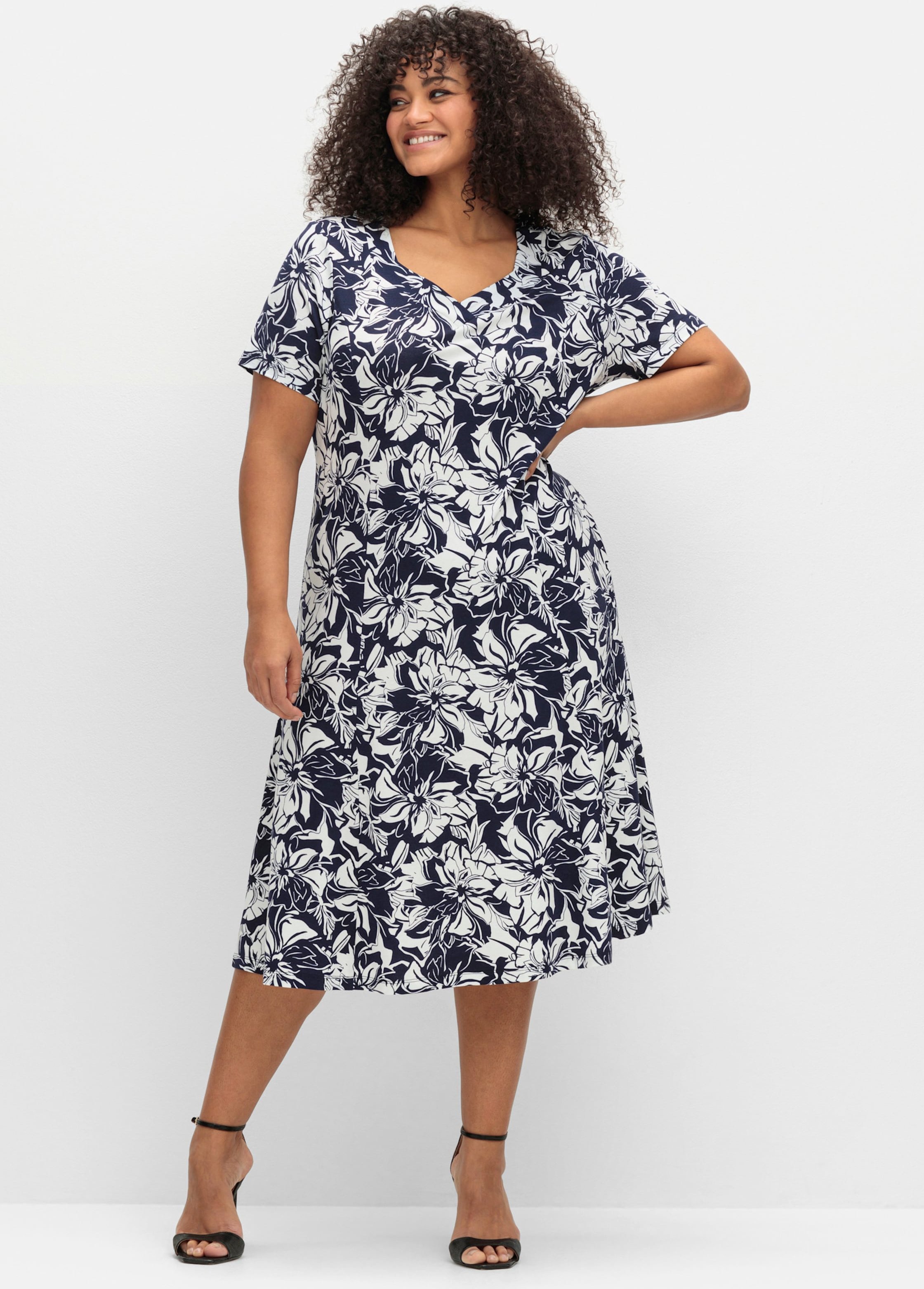 Sheego Jerseykleid in leicht ausgestellter Form