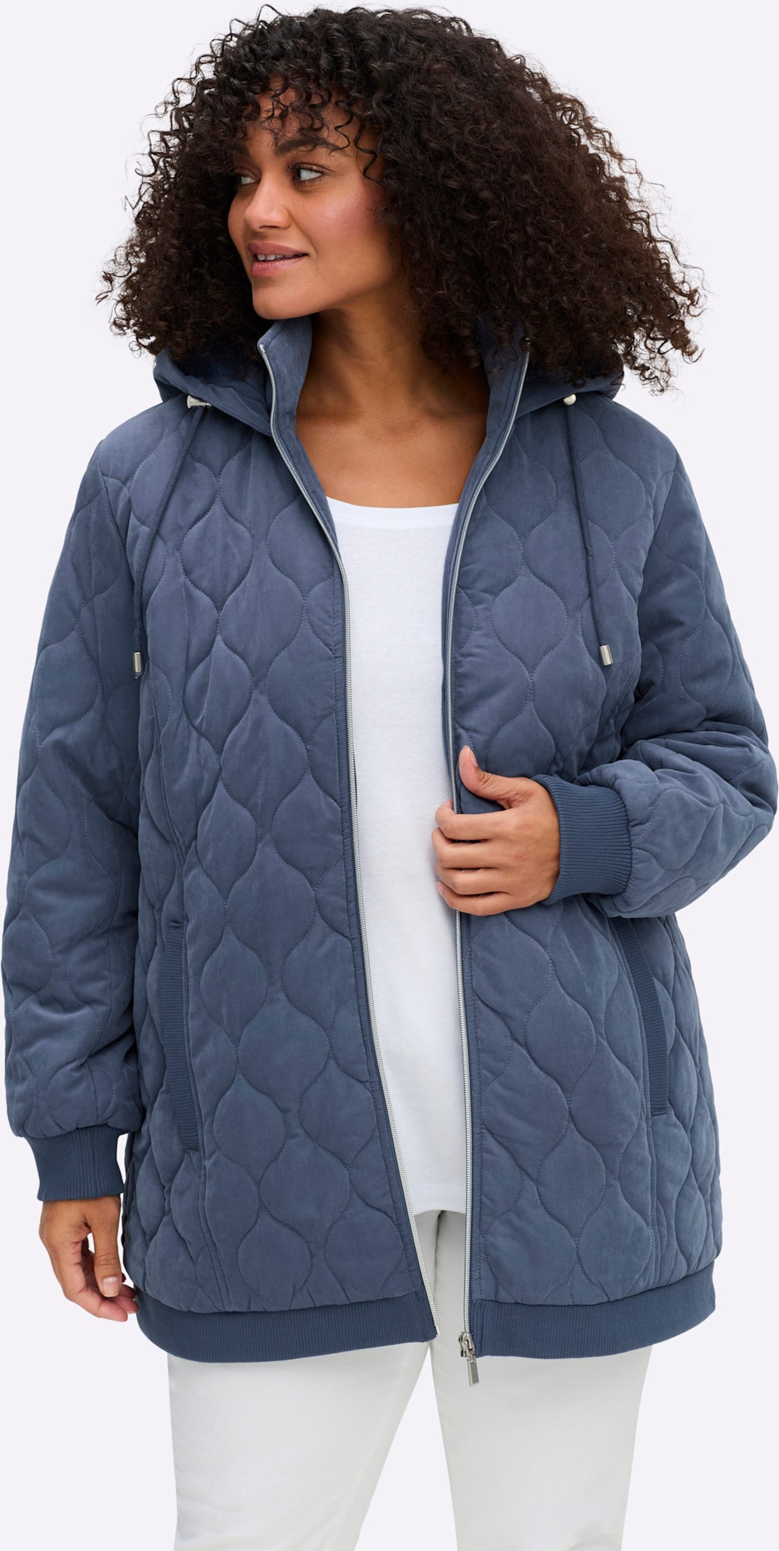 Sheego Blousonjacke mit Wellensteppung, warm wattiert