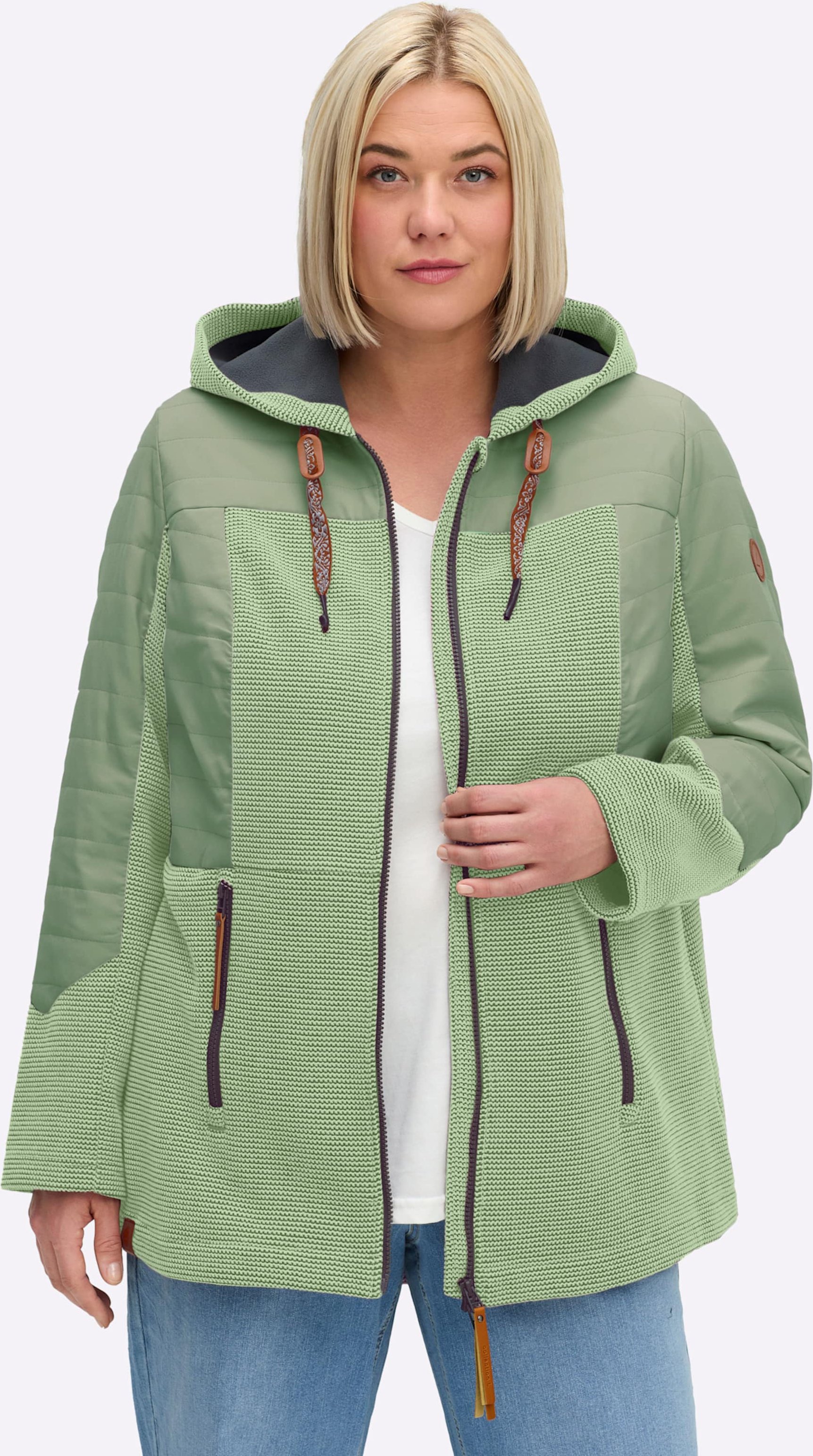 Sheego Übergangsjacke im Mix aus Fleece und Stepp