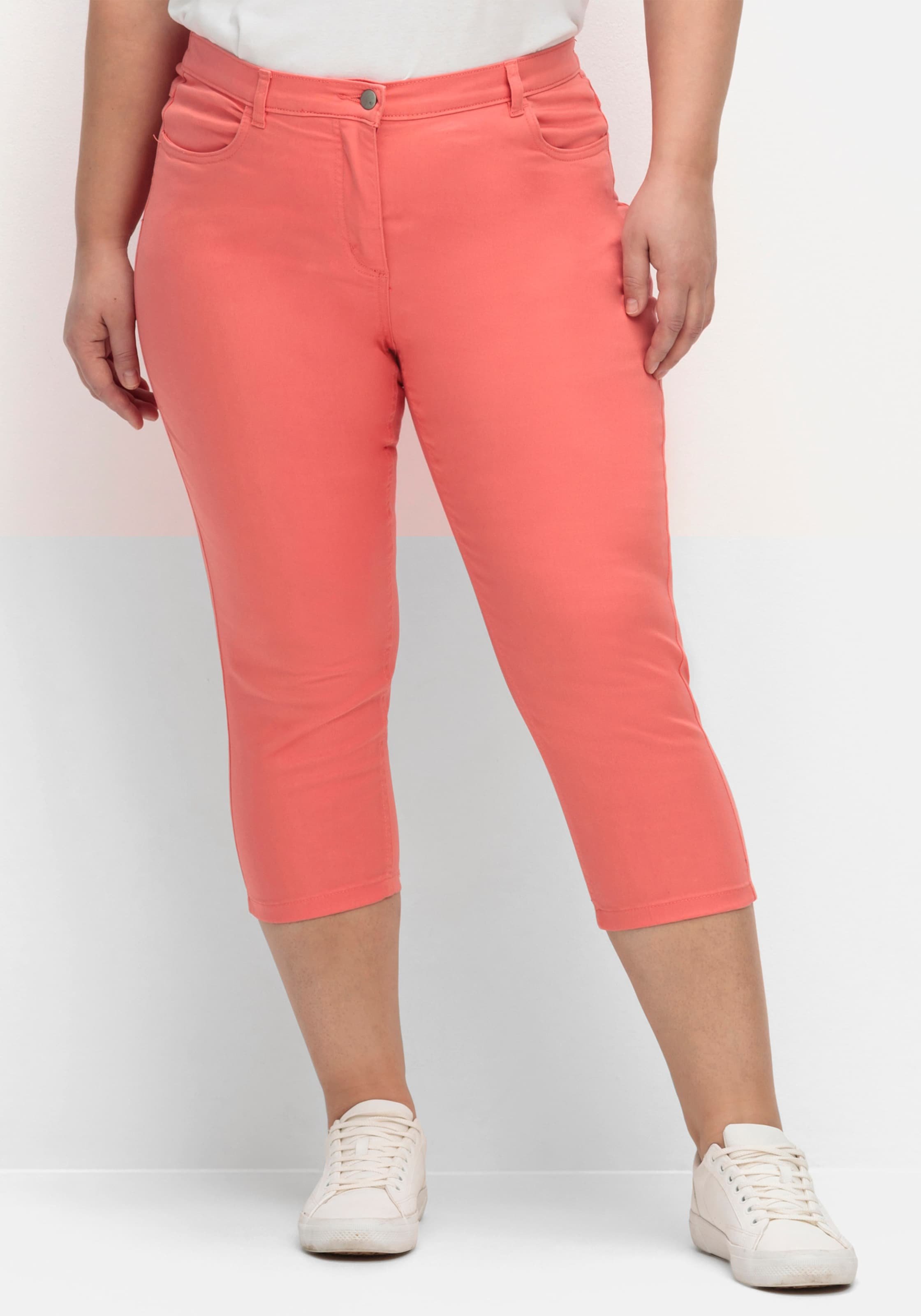 Sheego 3/4-Jeans mit Zier-Schnürungen