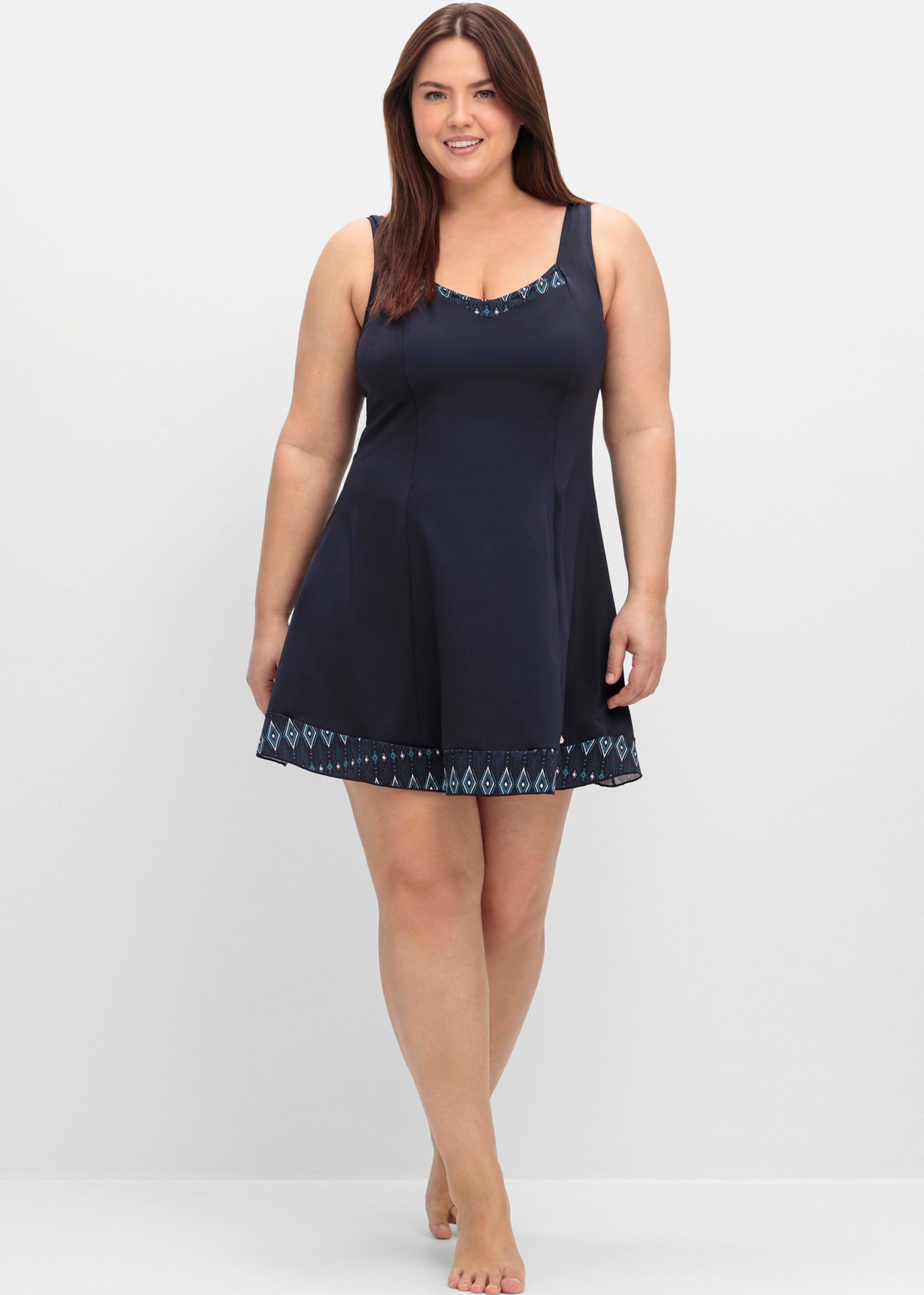 Sheego Badekleid mit geometrischem Muster