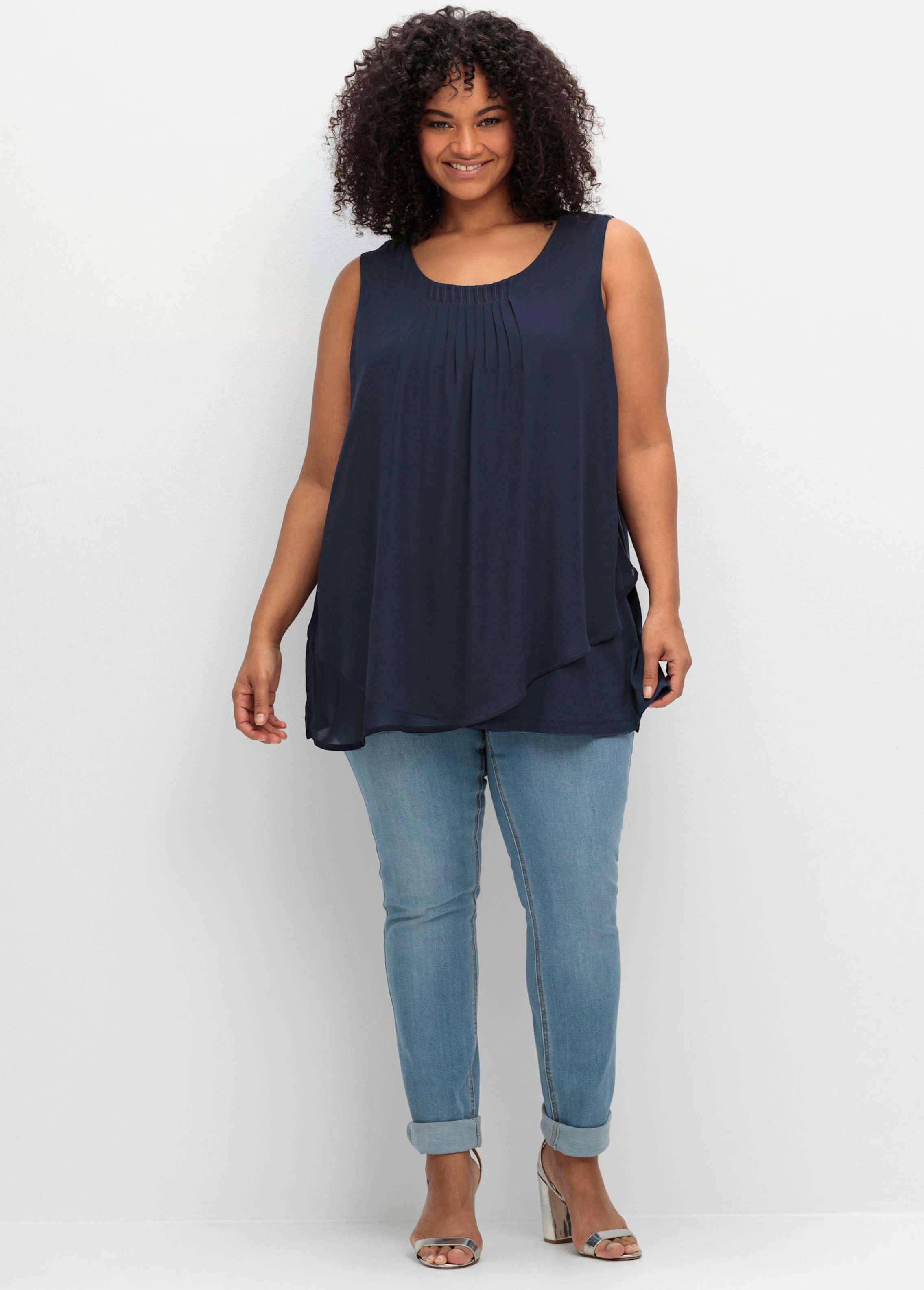 Sheego 2-in-1-Top aus Chiffon und Jersey