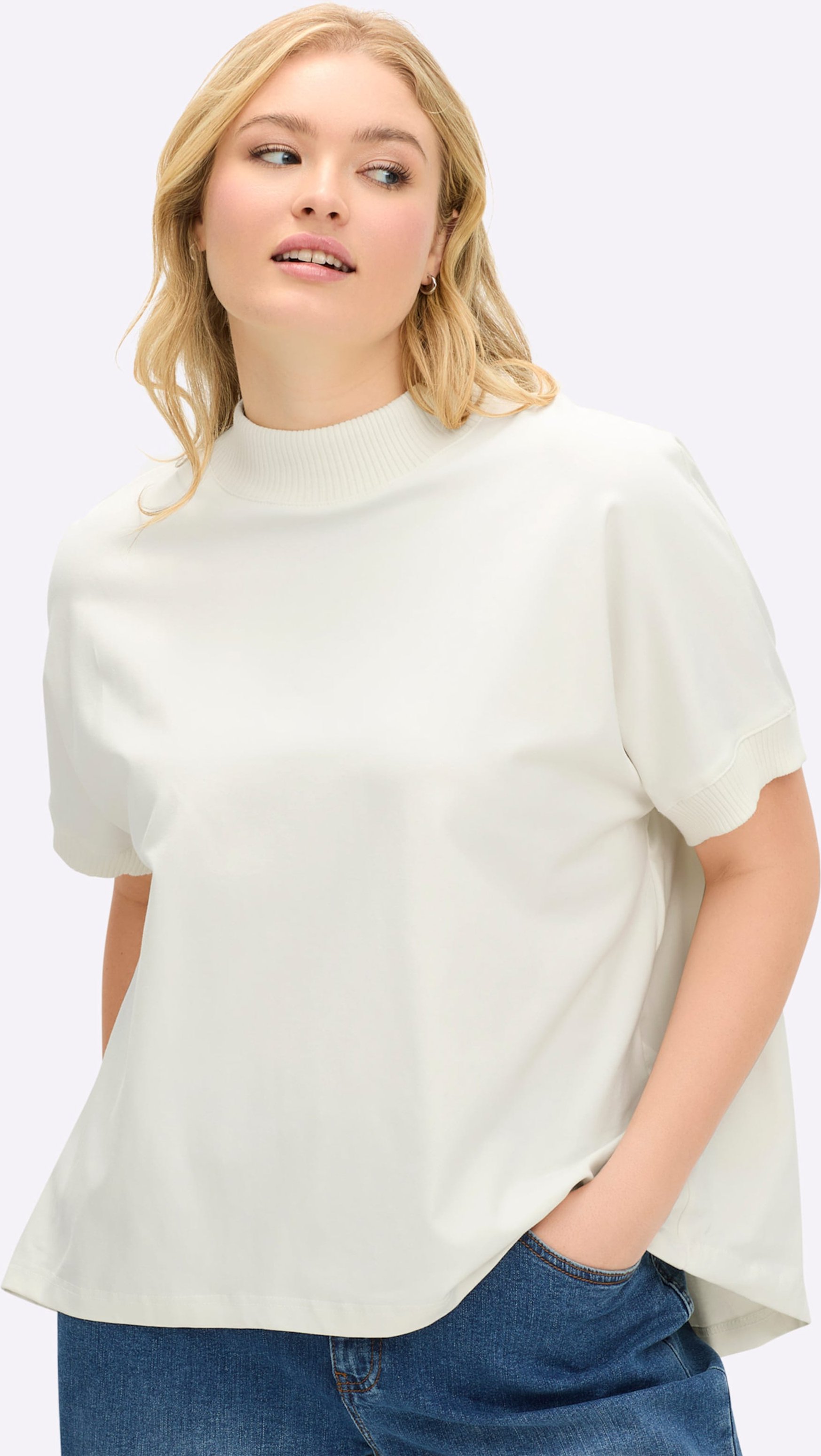 Sheego Stehkragenshirt mit Fledermaus-Ärmeln