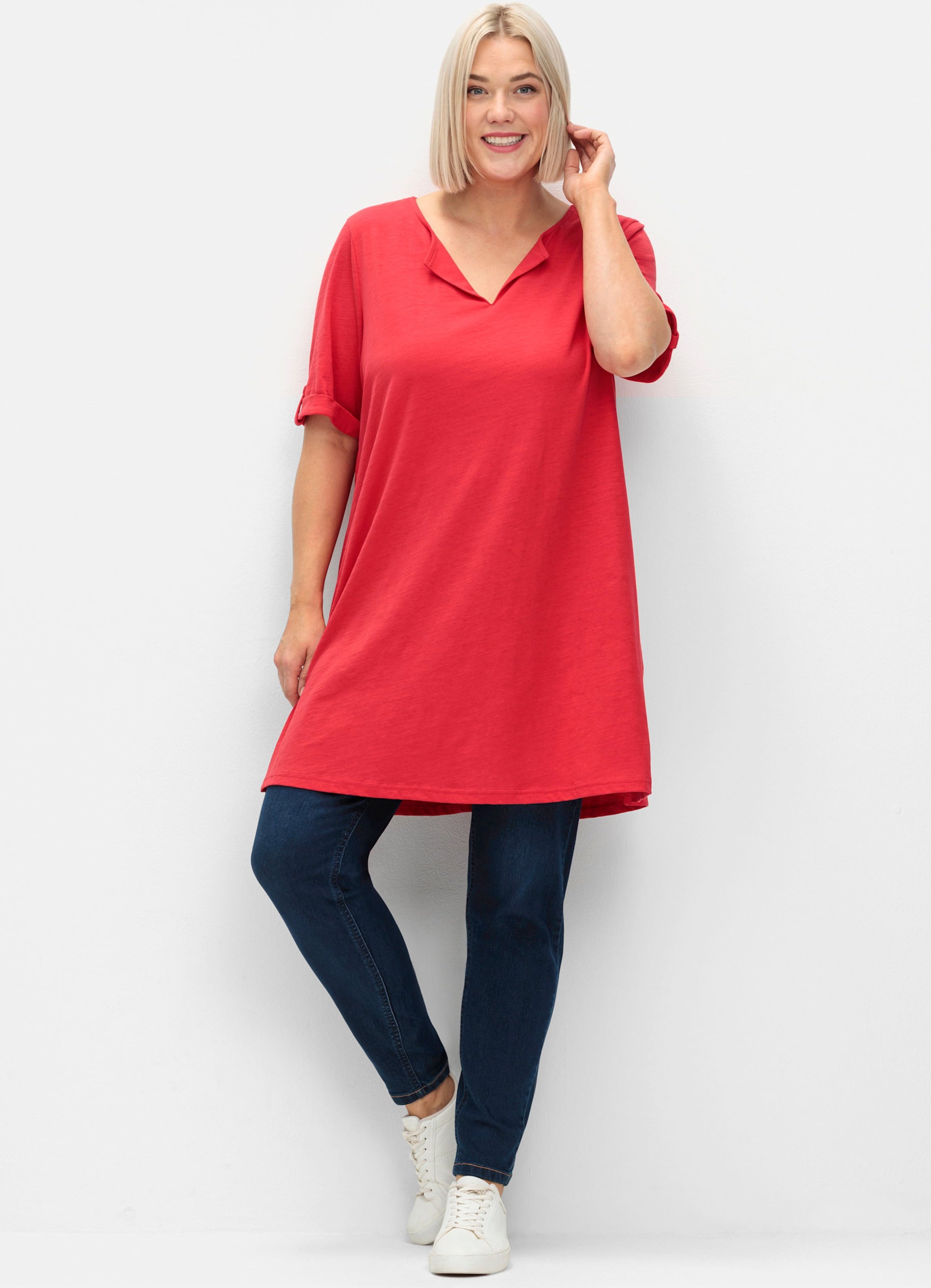 Sheego Longshirt mit geschlitztem Ausschnitt