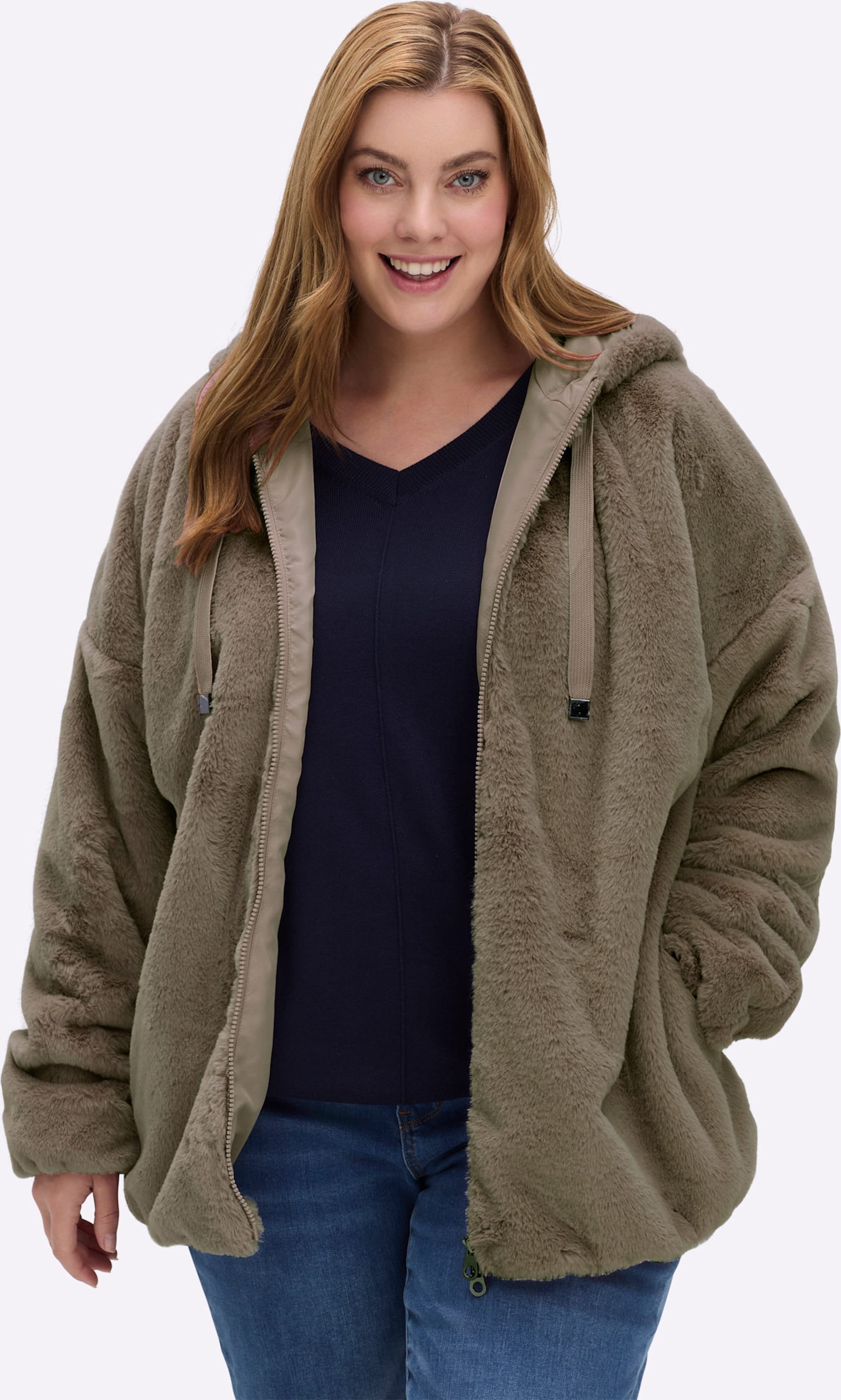 Thumbnail - Sheego Fellimitatjacke mit Gummizug an Ärmeln und Saum