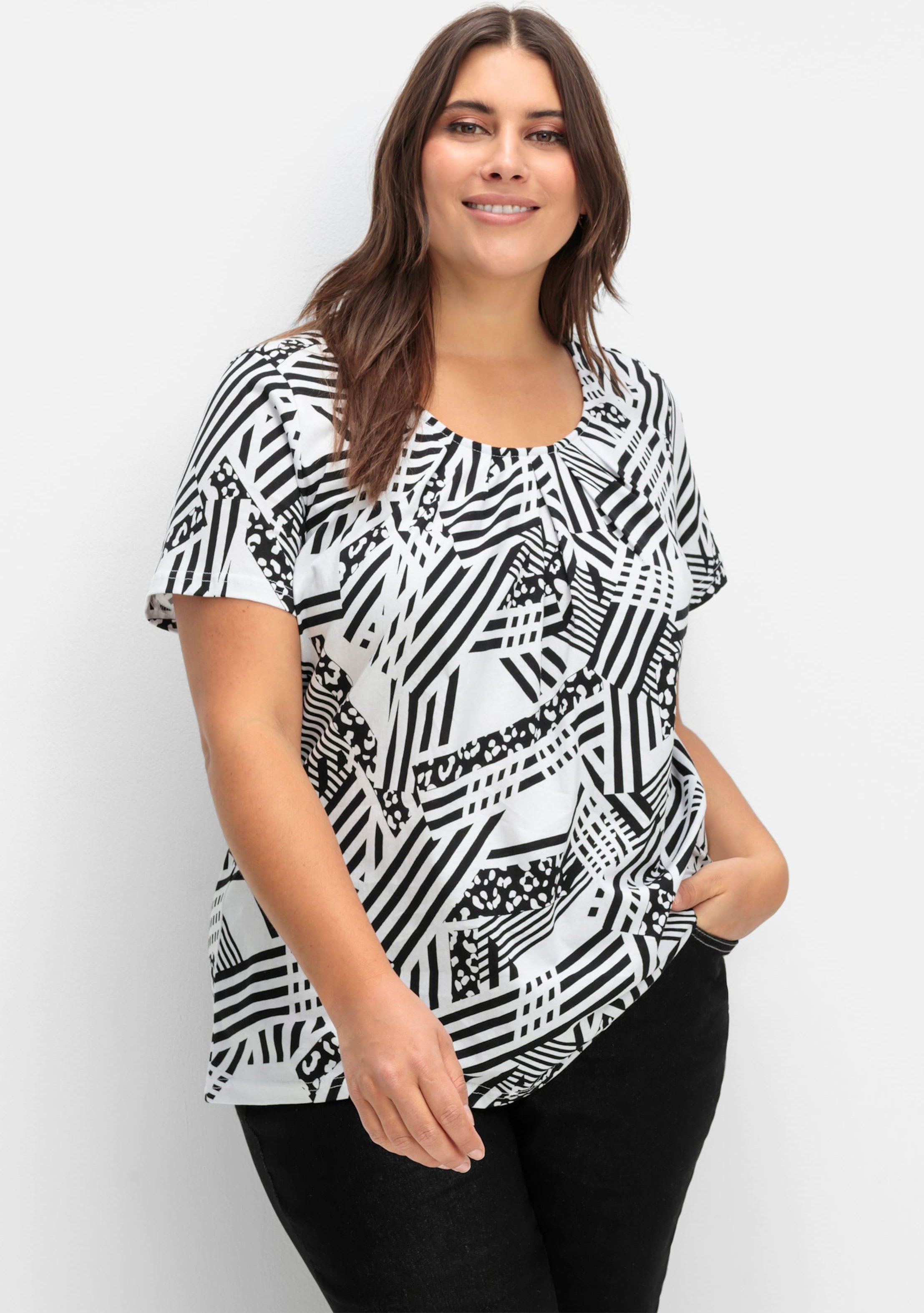 Sheego Longshirt in A-Form mit Falten