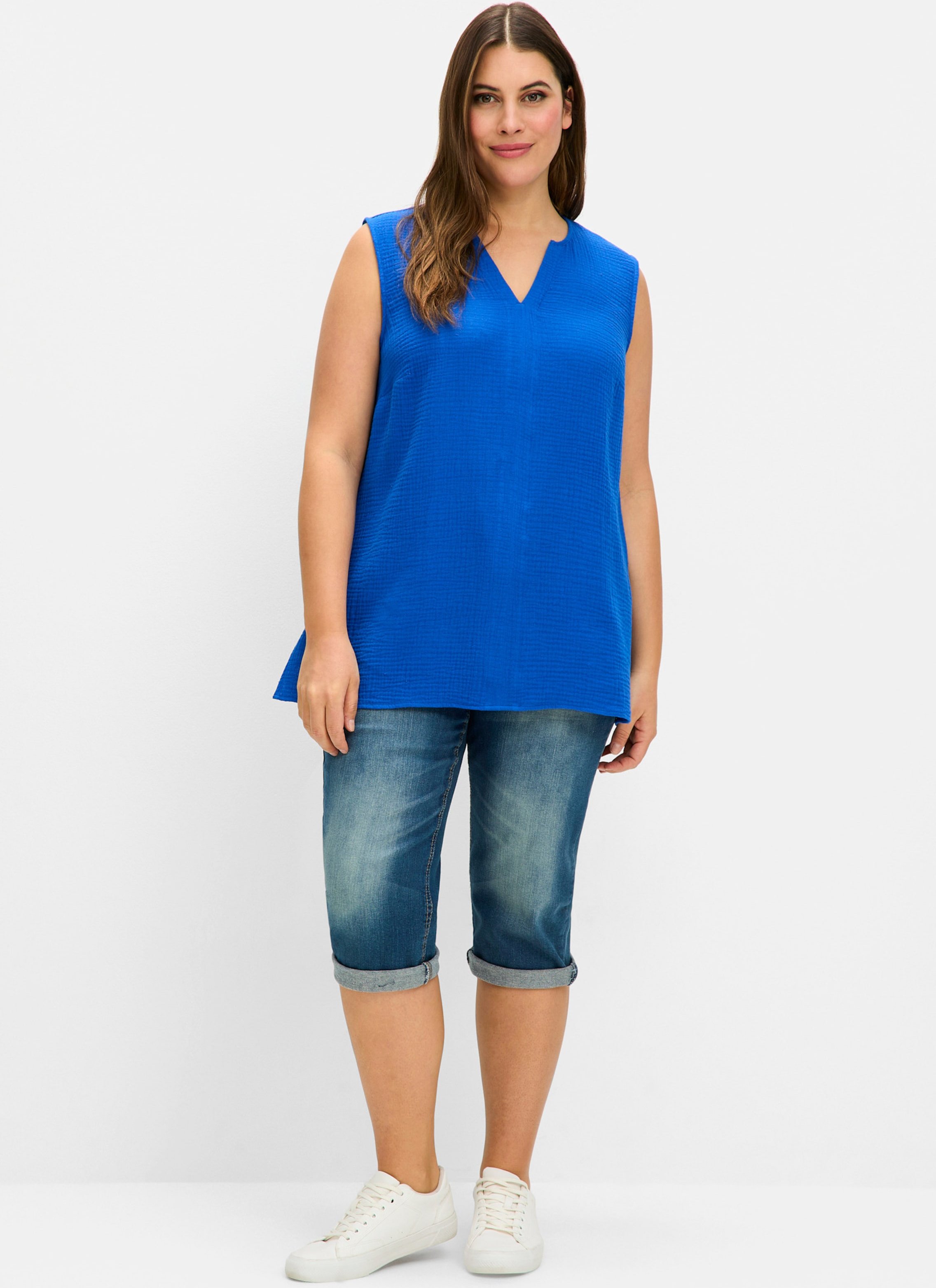 Sheego Longtop aus Musselin, mit V-Schlitz