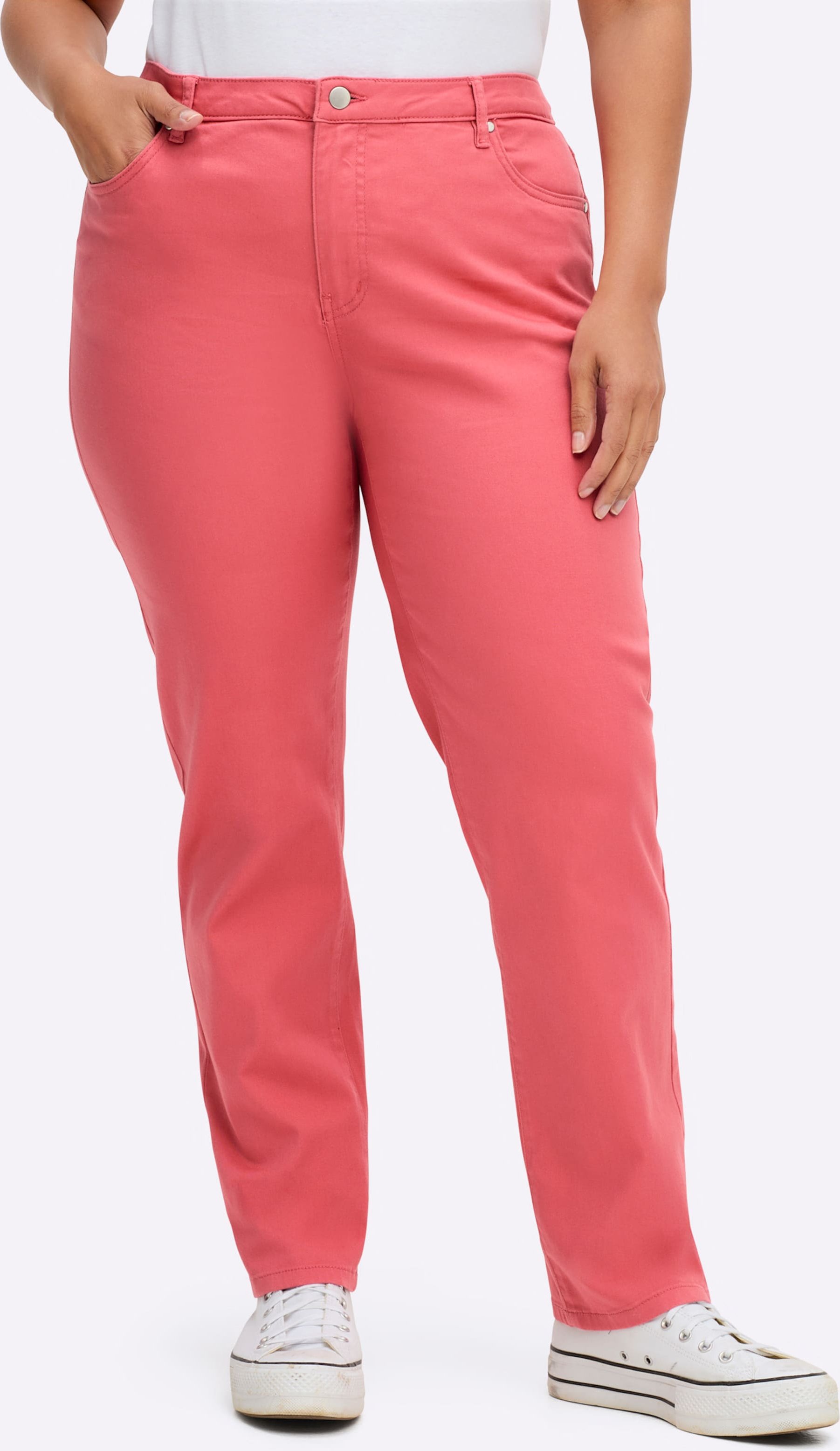 Sheego 5-Pocket-Jeans mit bestickten Gesäßtaschen