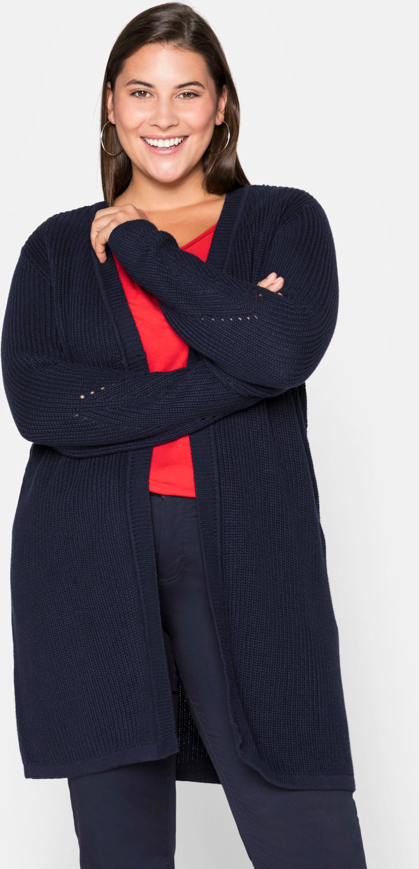 Sheego Longstrickjacke mit Lochmuster-Details