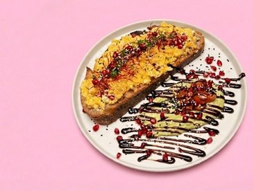 Für 2 Personen: Belegtes Sauerteigbrot nach Wahl