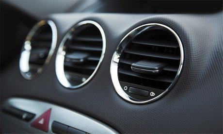 Klimaanlagen-Wartung inkl. Austausch und vollständigem Auffüllen von Kältemittel sowie Desinfektion für 1 Pkw