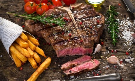 Für 4 Person: 3-Gänge-Menü mit Steak oder vegetarischem Hauptgericht
