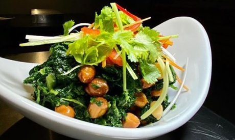 Für 4 Personen: 3-Gänge-Menü mit Hauptgericht zur Wahl